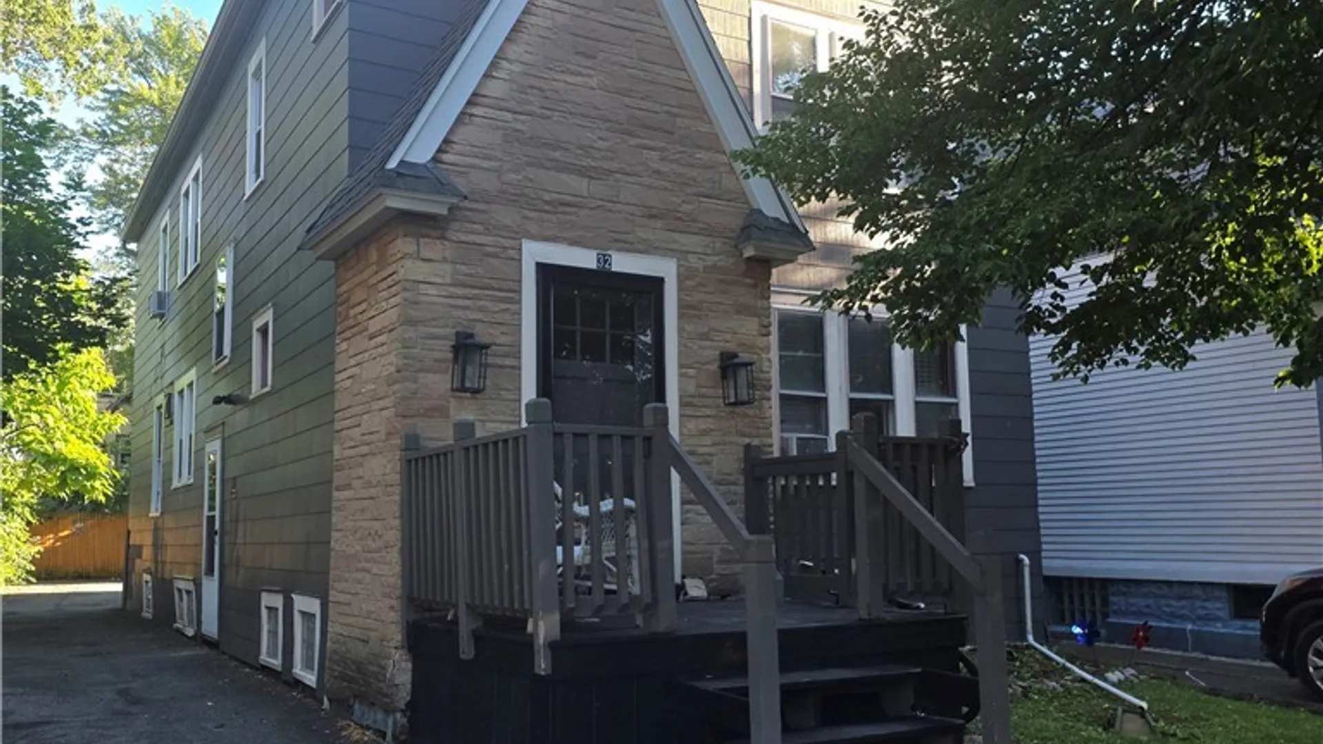 Property at 32 Lasalle Avenue, Tonawanda, NY 14217 2