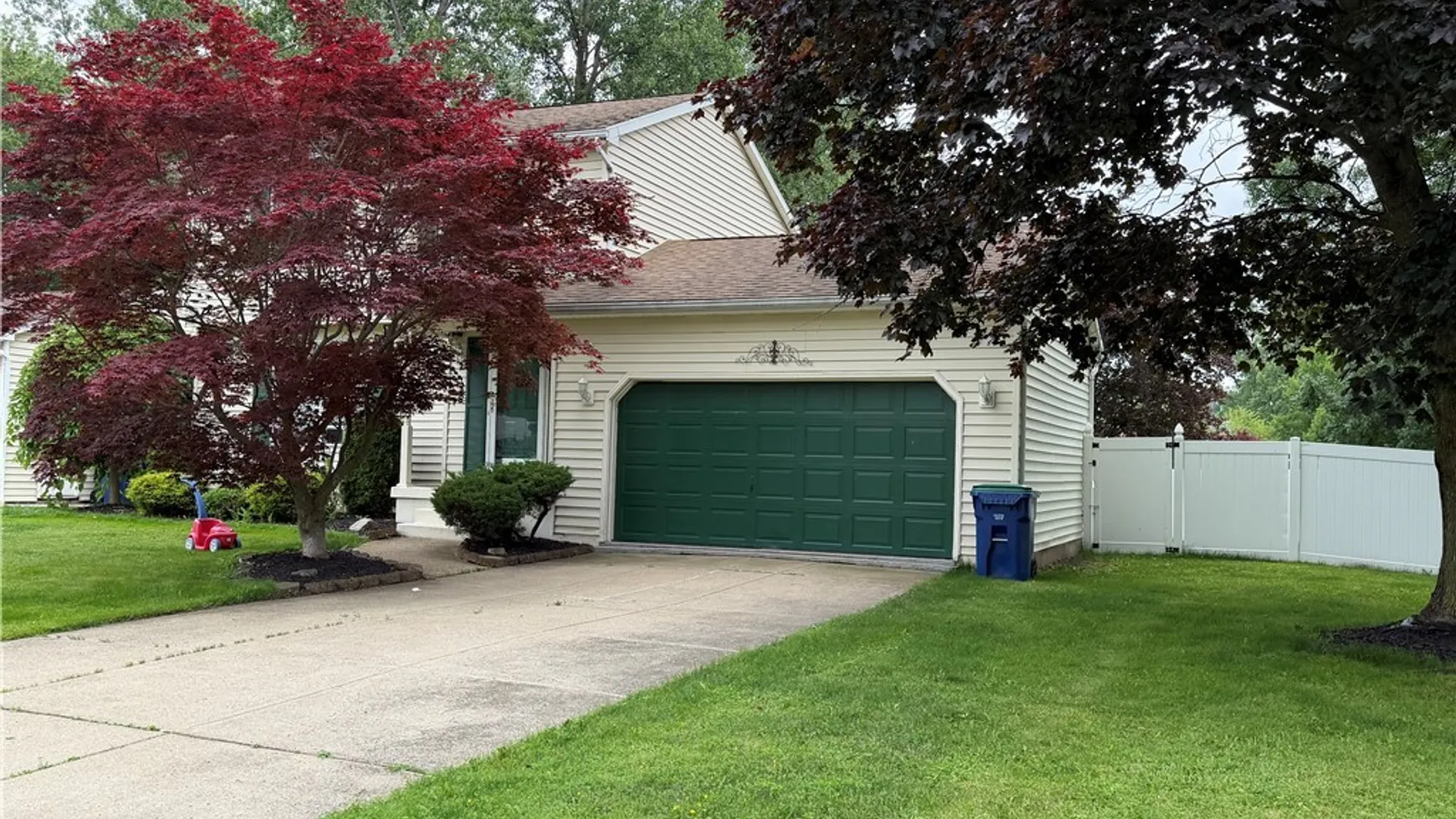 Property at 783 N French Road, Amherst, NY 14228 2