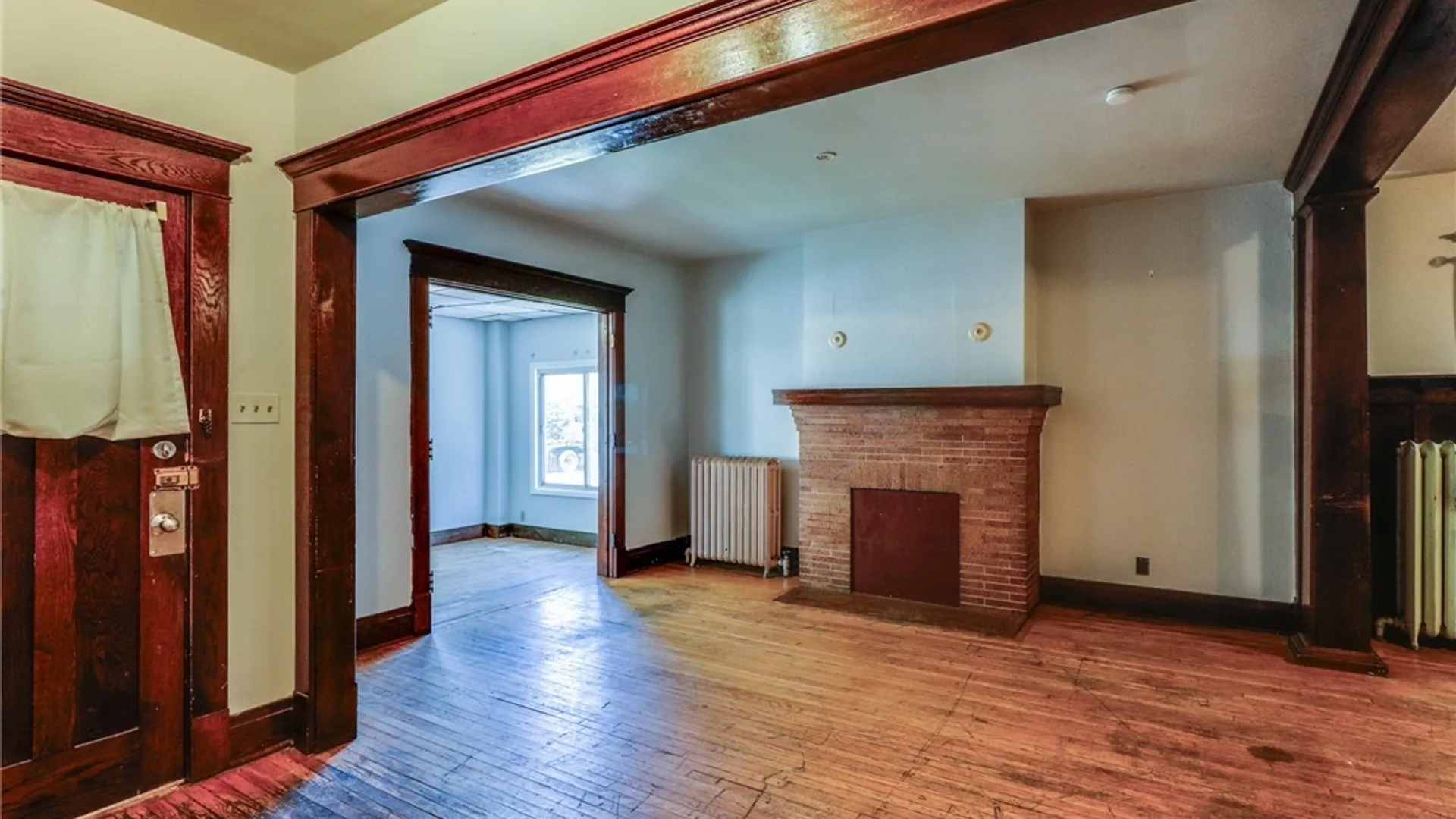 Property at 39 Hughes Avenue, Buffalo, NY 14208 4