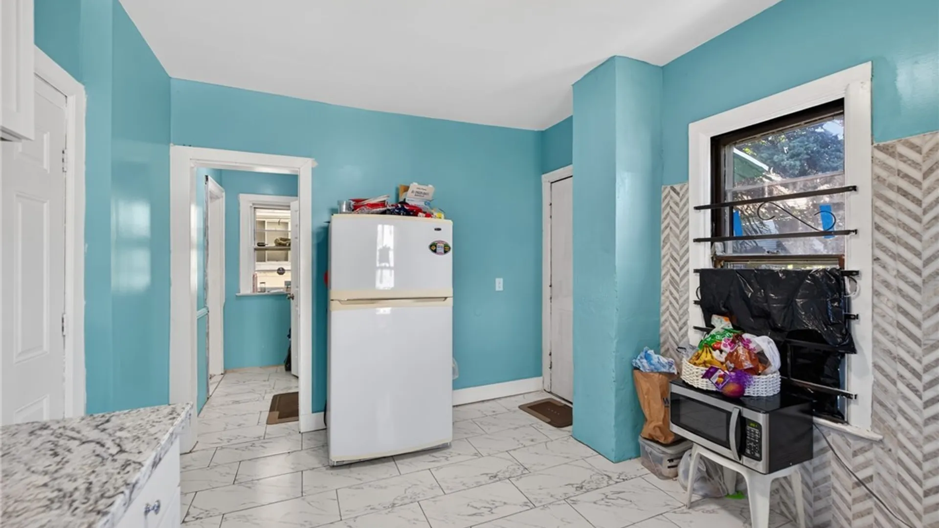 Property at 507 Glenwood Avenue, Buffalo, NY 14208 10