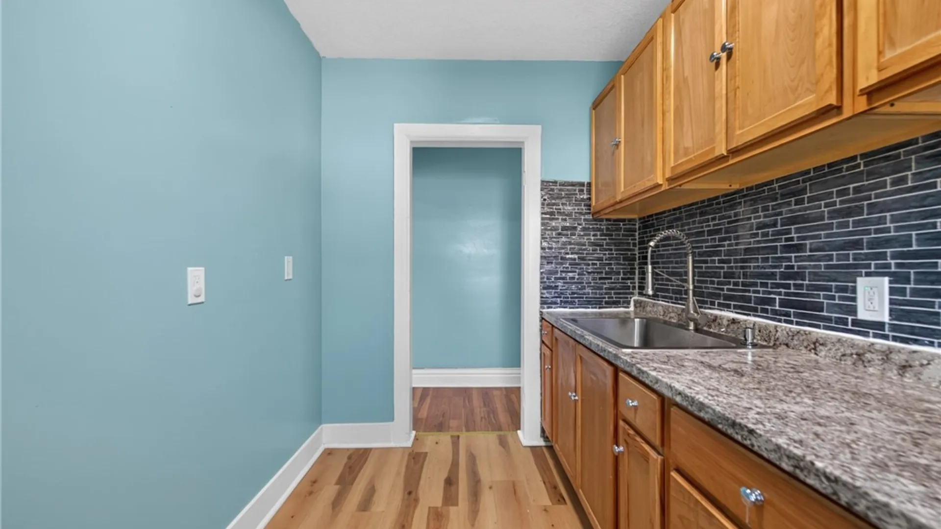 Property at 507 Glenwood Avenue, Buffalo, NY 14208 18