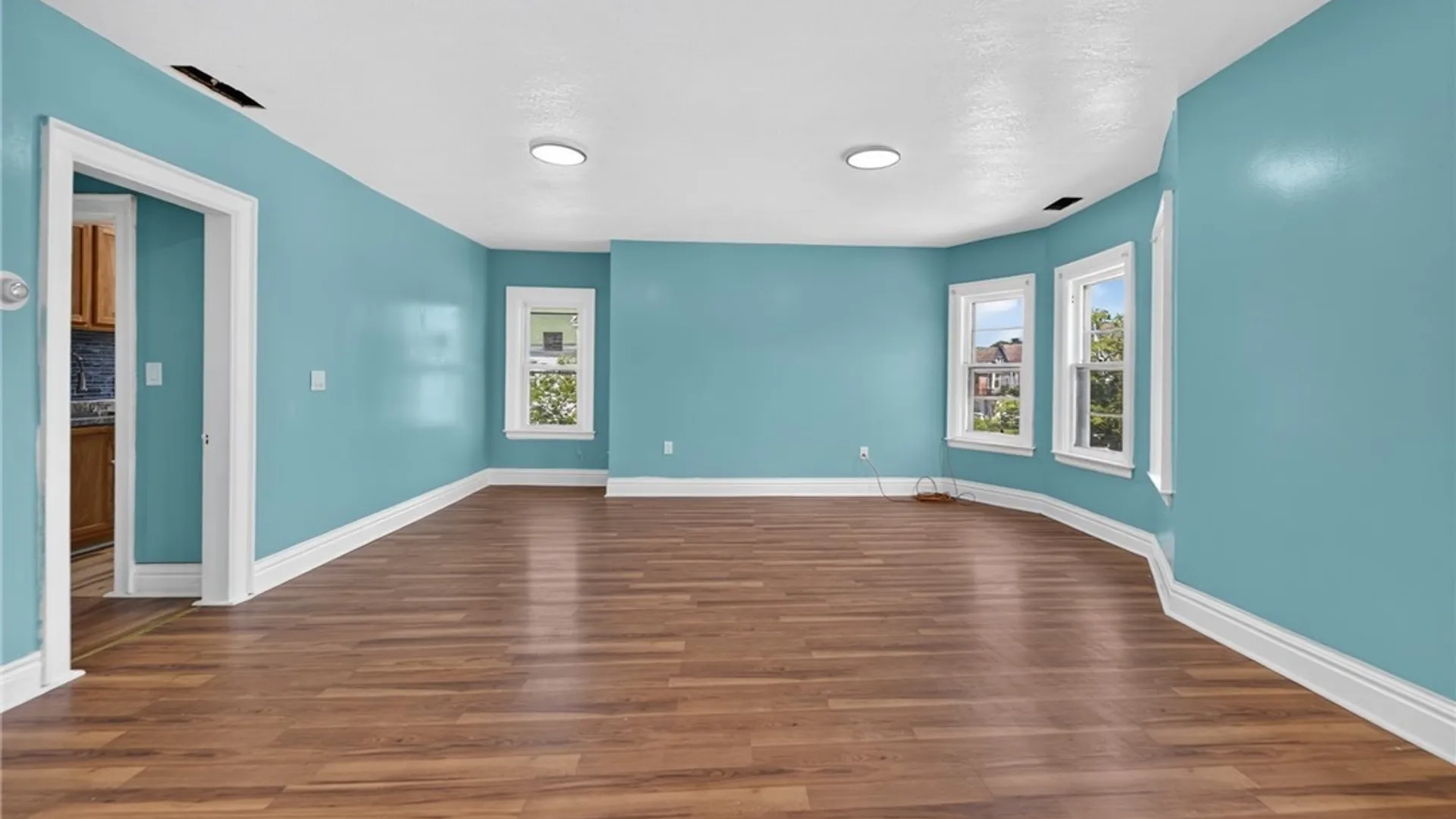 Property at 507 Glenwood Avenue, Buffalo, NY 14208 20