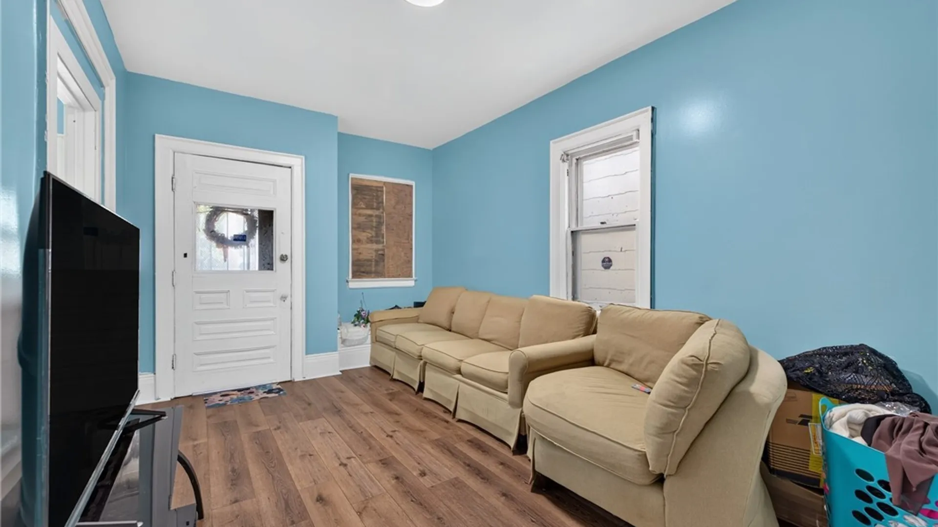 Property at 507 Glenwood Avenue, Buffalo, NY 14208 4