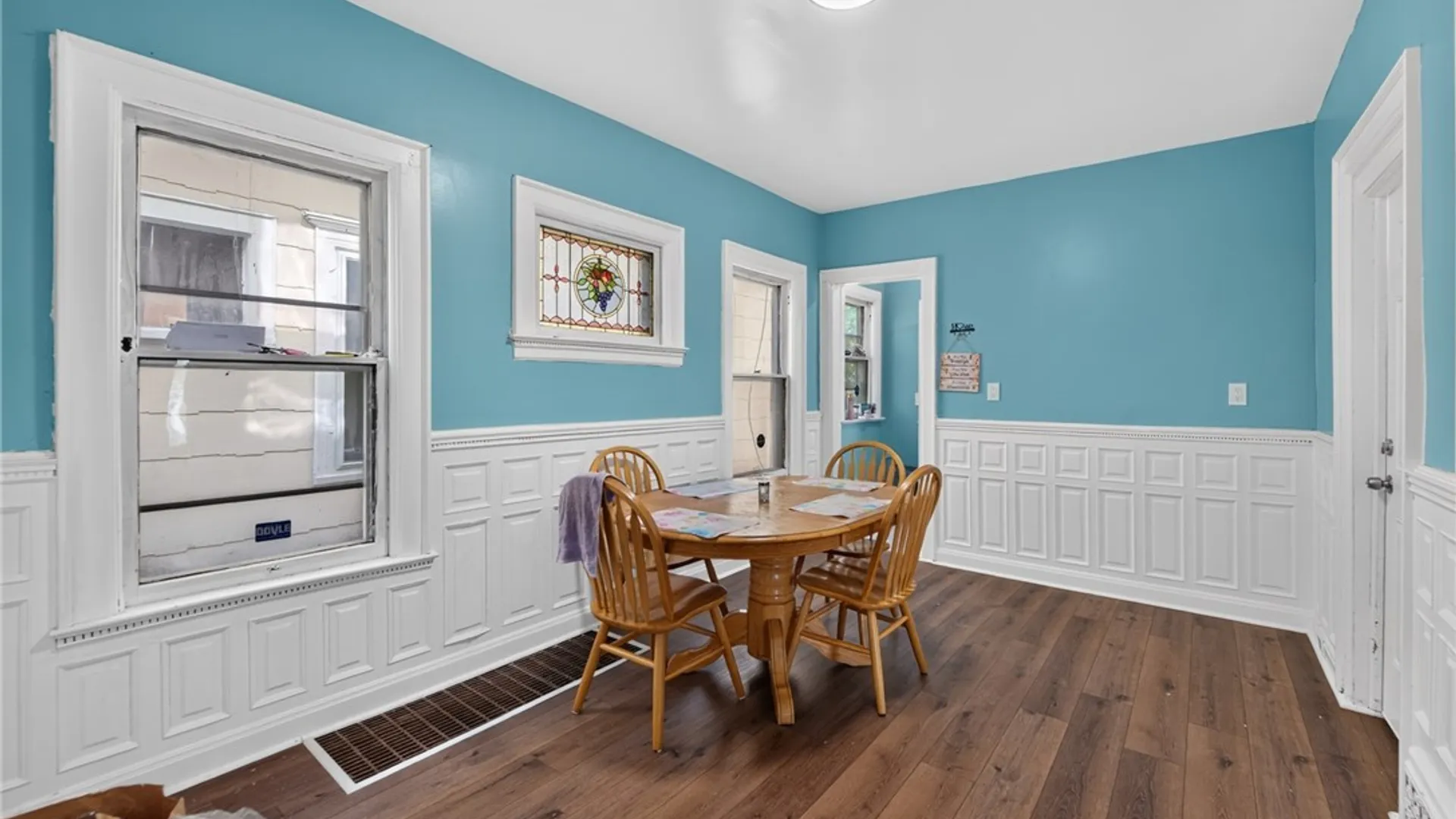 Property at 507 Glenwood Avenue, Buffalo, NY 14208 7