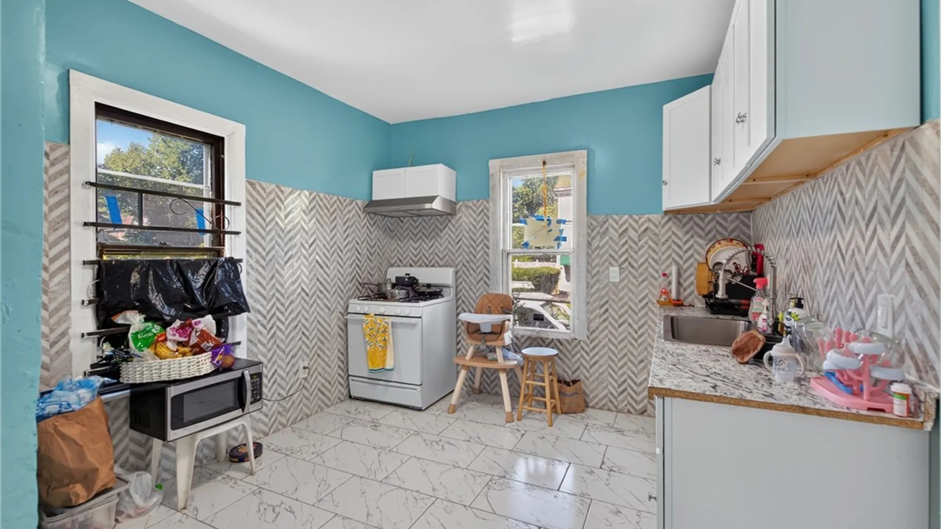 Property at 507 Glenwood Avenue, Buffalo, NY 14208 8