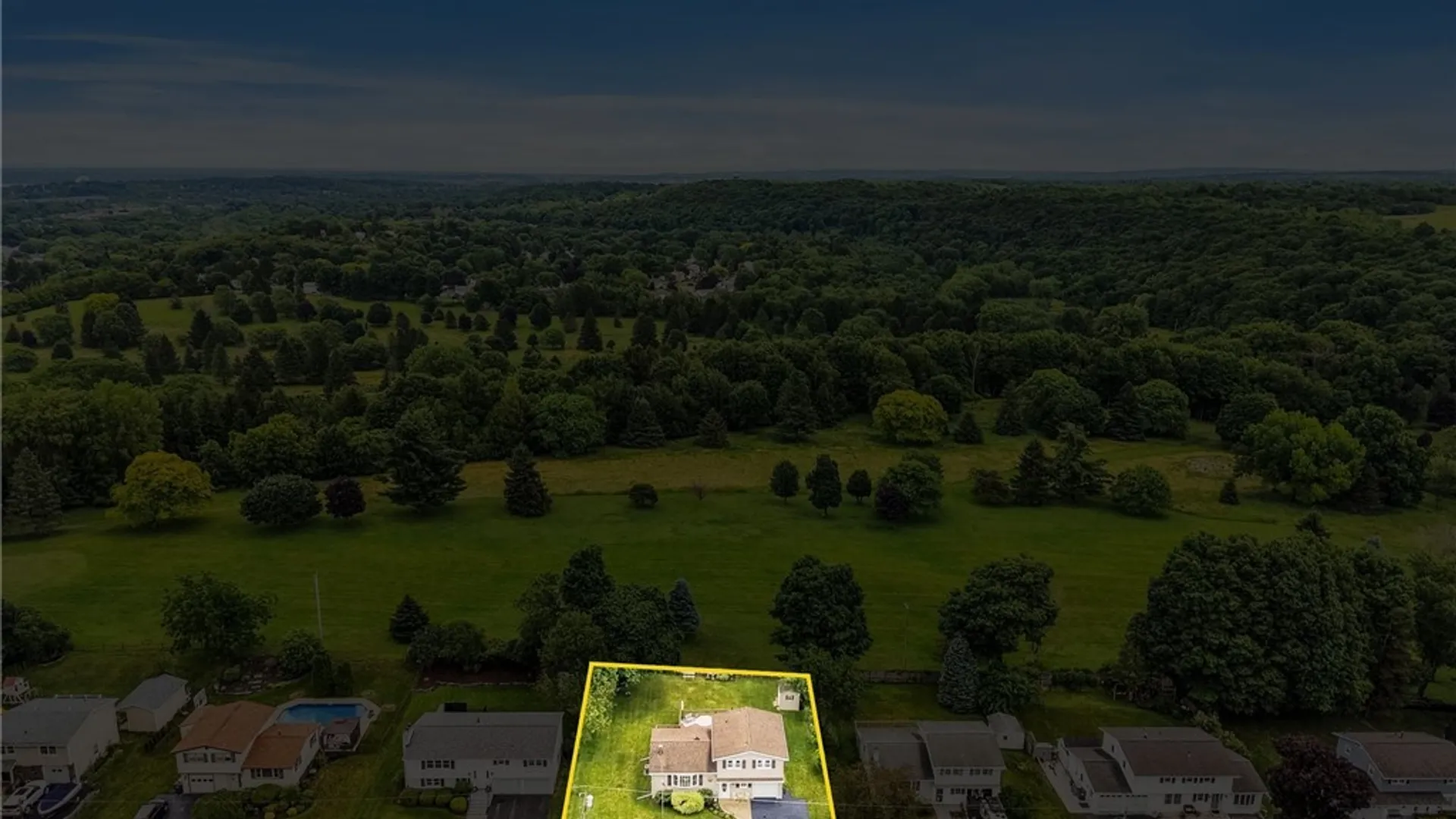 Property at 12 Barbara Lane, Camillus, NY 13031 40