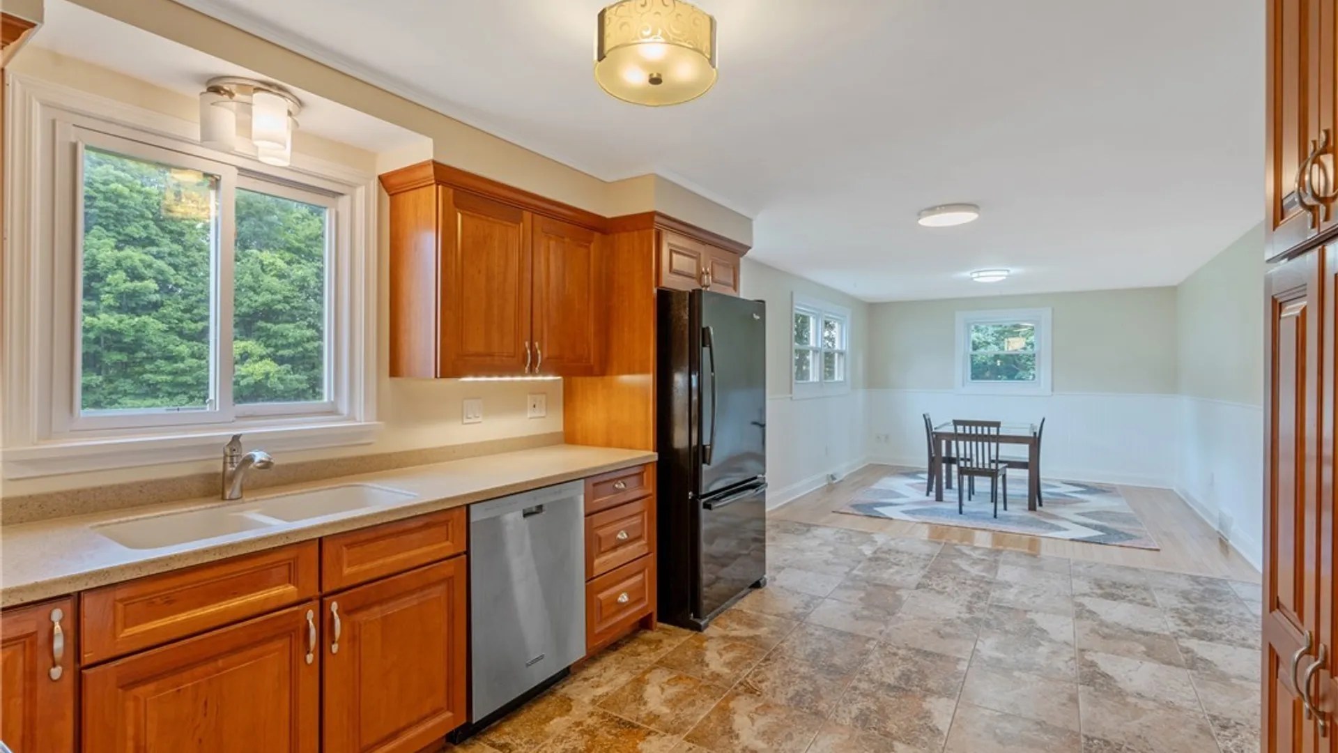 Property at 508 Glenview Parkway, Camillus, NY 13219 20