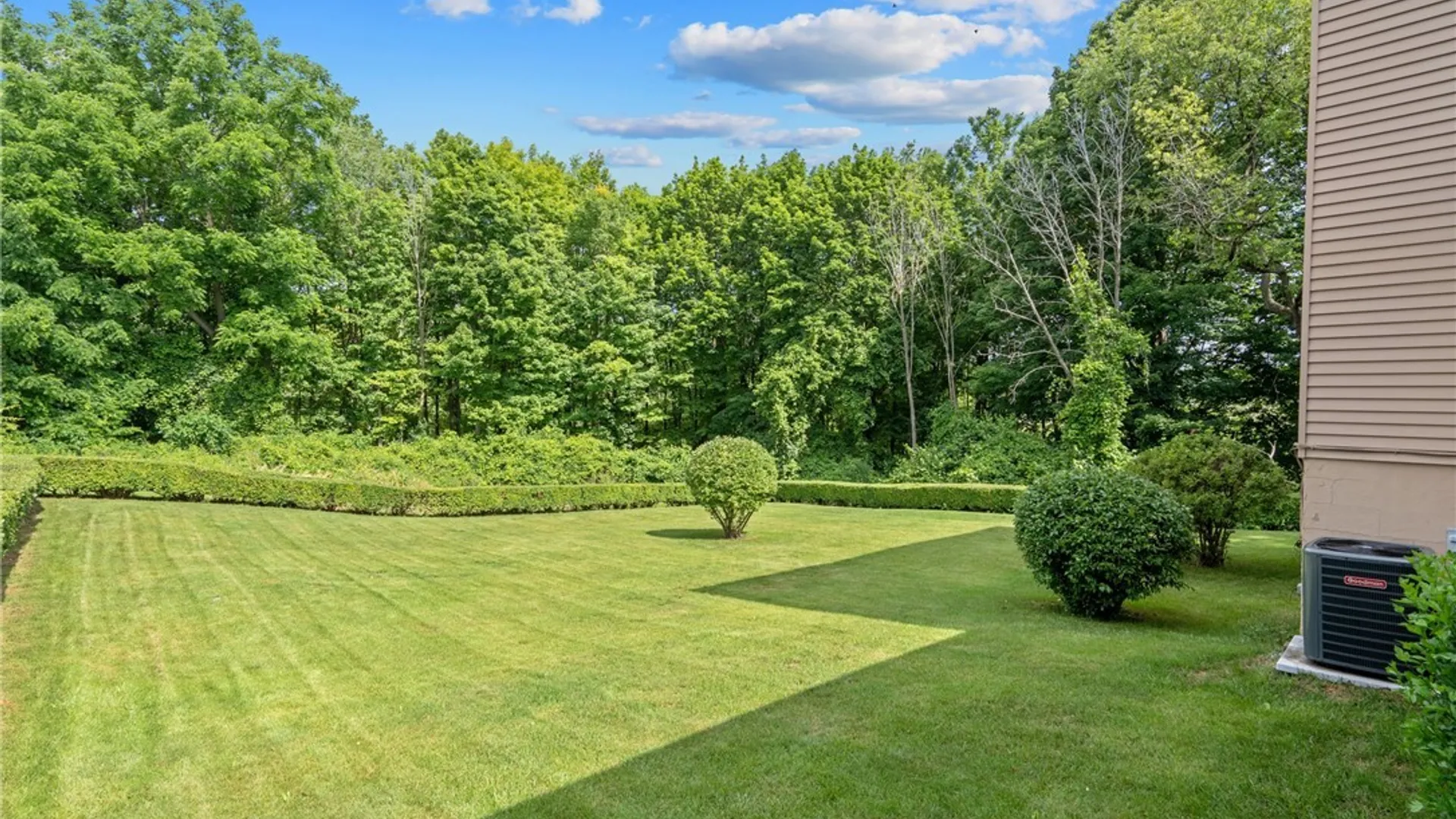 Property at 508 Glenview Parkway, Camillus, NY 13219 36