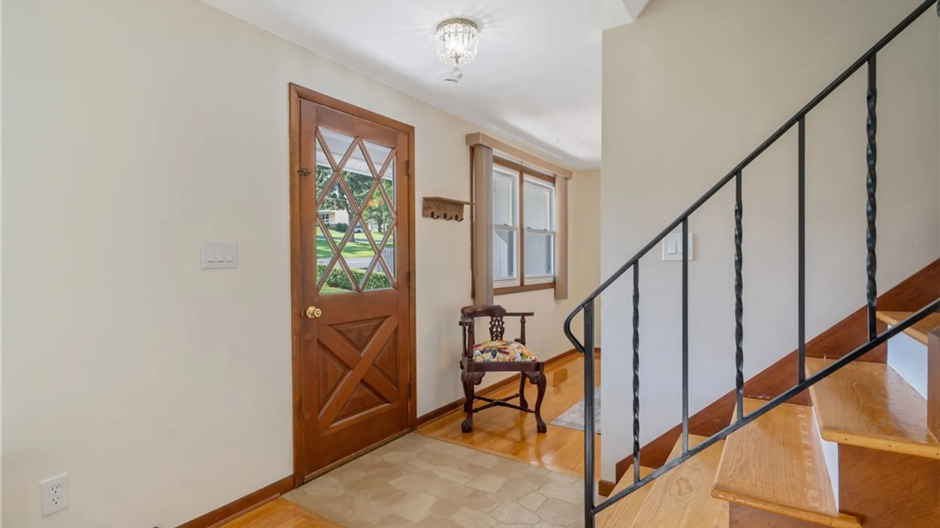 Property at 508 Glenview Parkway, Camillus, NY 13219 7