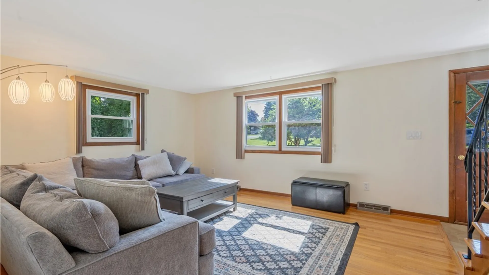 Property at 508 Glenview Parkway, Camillus, NY 13219 9