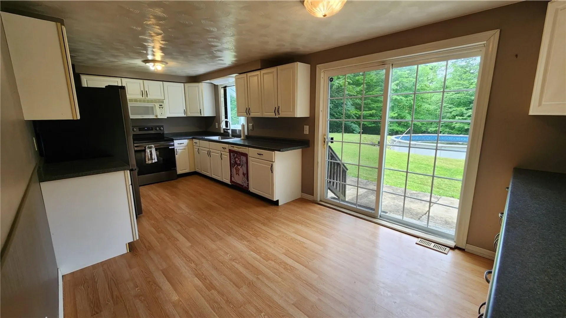 Property at 7383 Lakeside Road, Ontario, NY 14519 12