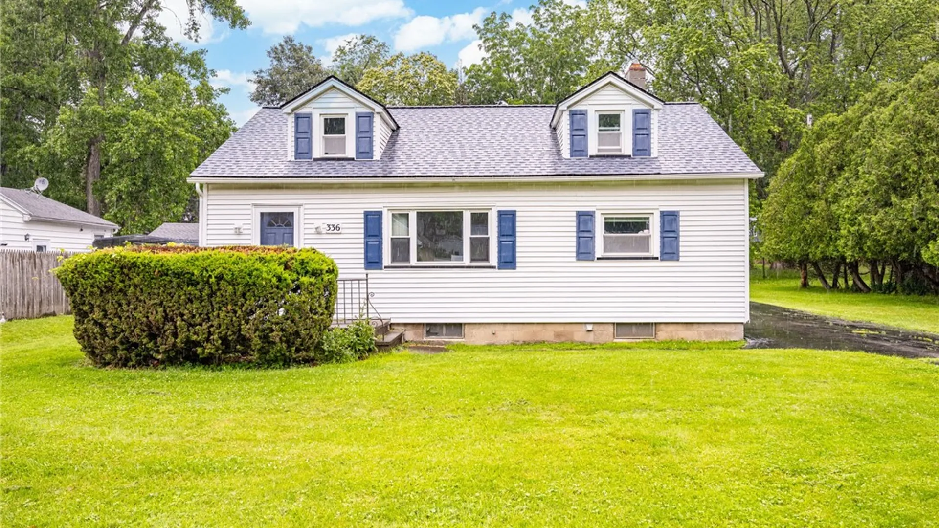 Property at 336 Eaton Road, Irondequoit, NY 14617 2