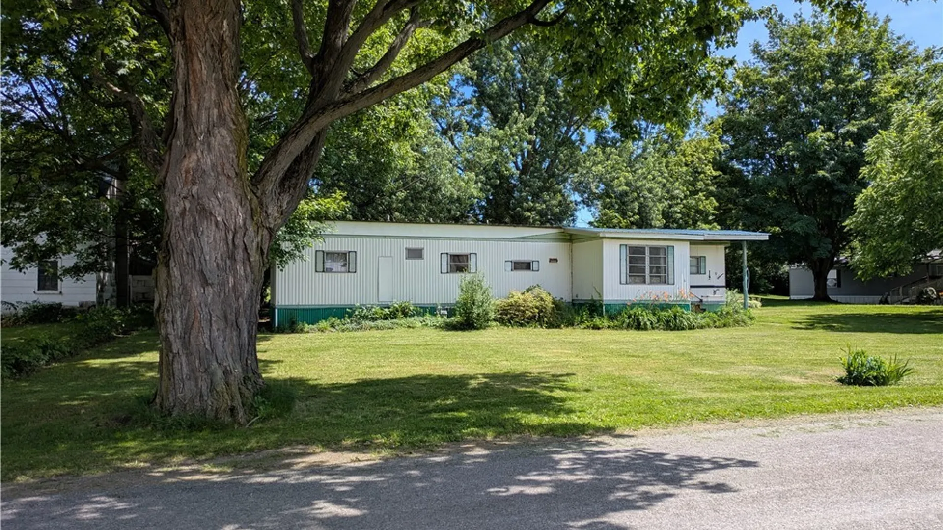 Property at 6 Burton Avenue, Ripley, NY 14775 2