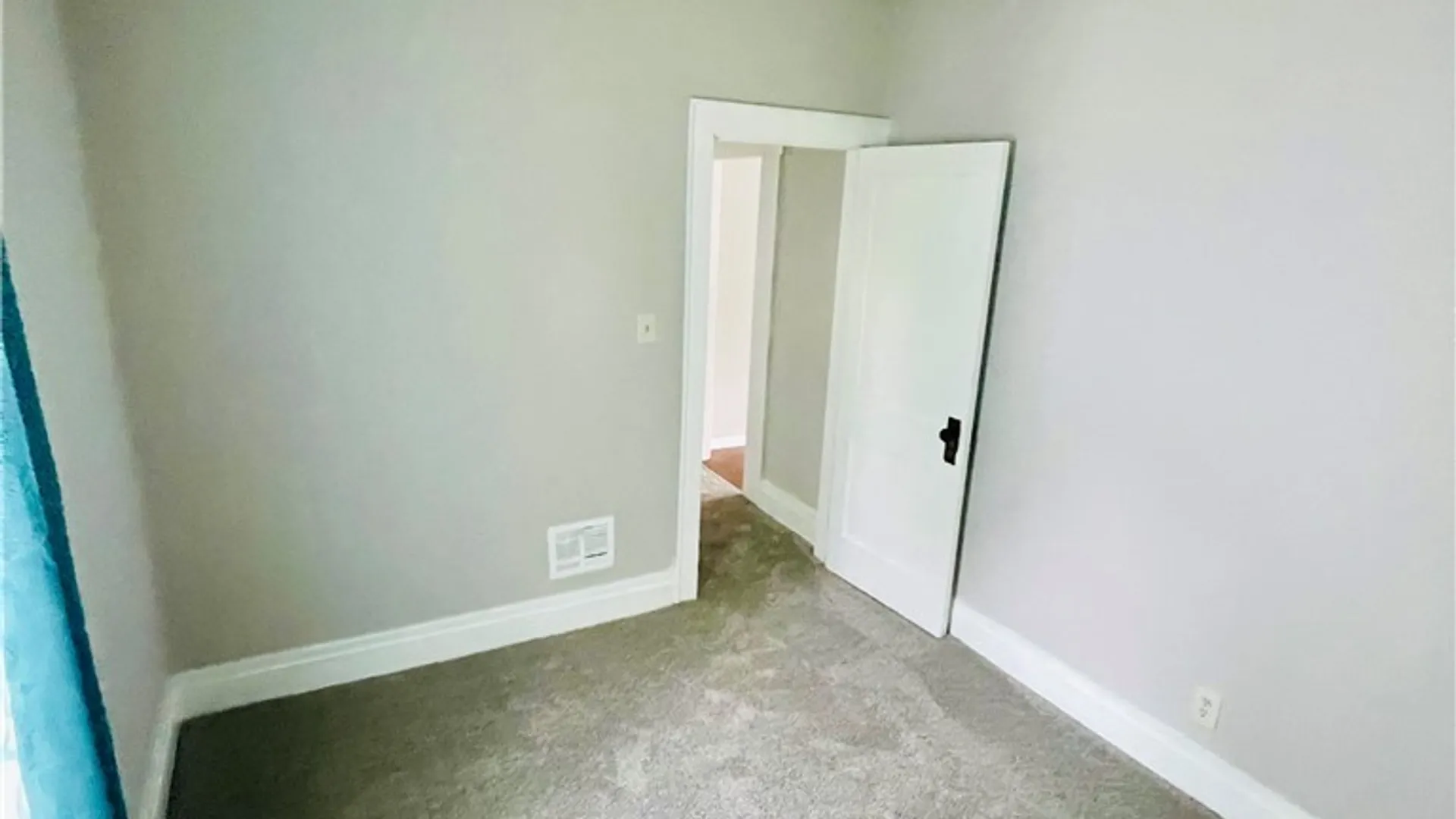 Property at 223 Cloveridge Drive, Syracuse, NY 13206 22