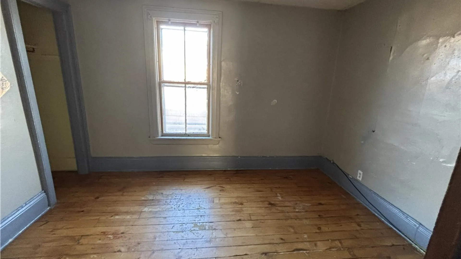 Property at 1002 Spring Street, Syracuse, NY 13208 14
