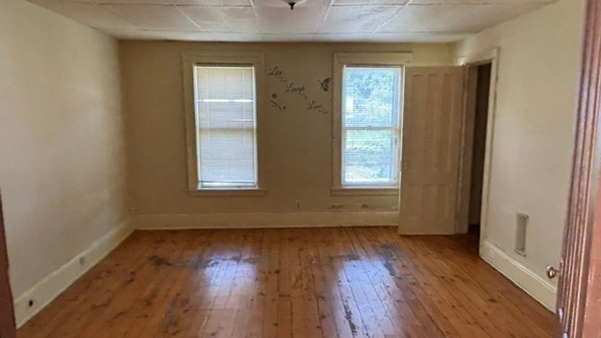 Property at 1002 Spring Street, Syracuse, NY 13208 15