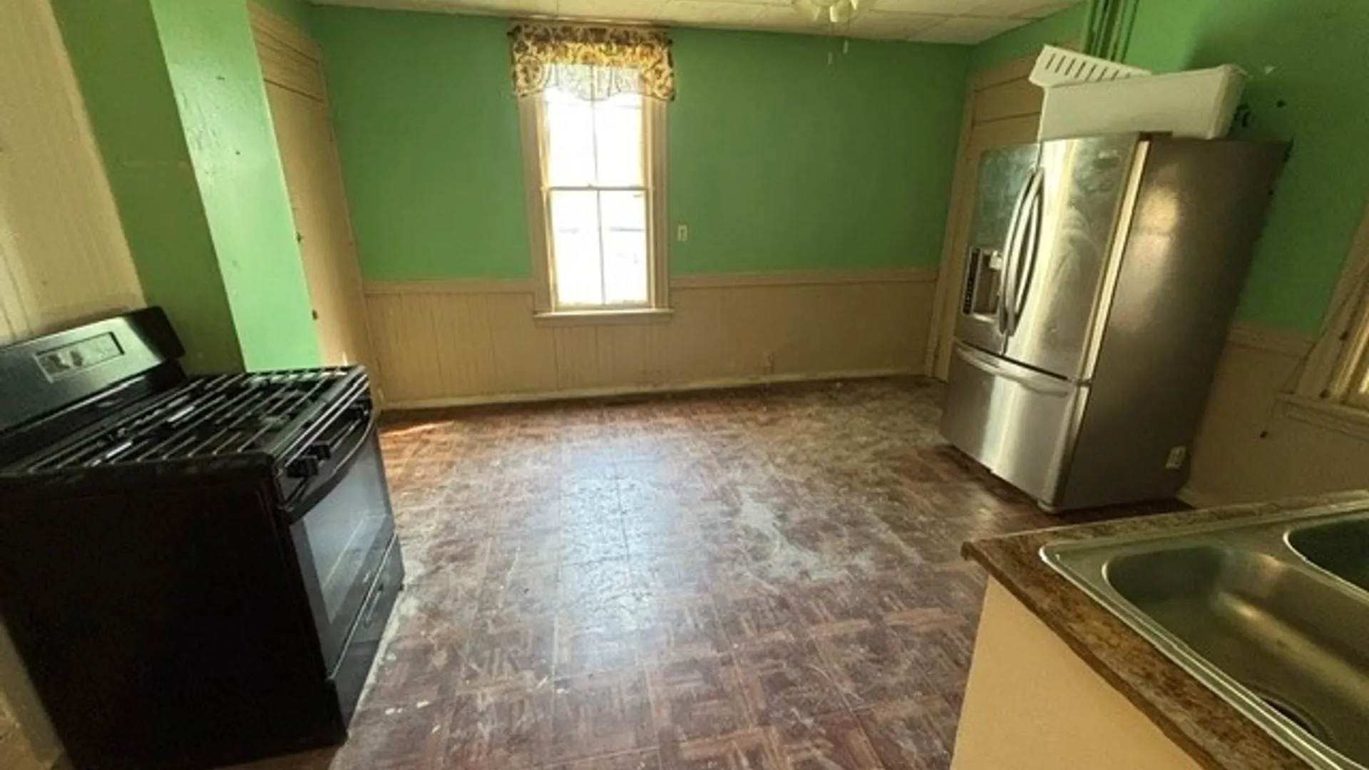 Property at 1002 Spring Street, Syracuse, NY 13208 7