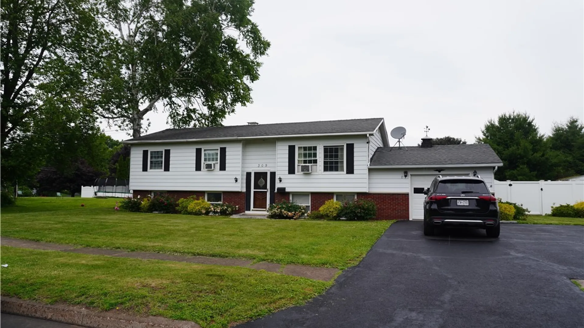 Property at 309 Walnut Street, Oswego, NY 13126 19