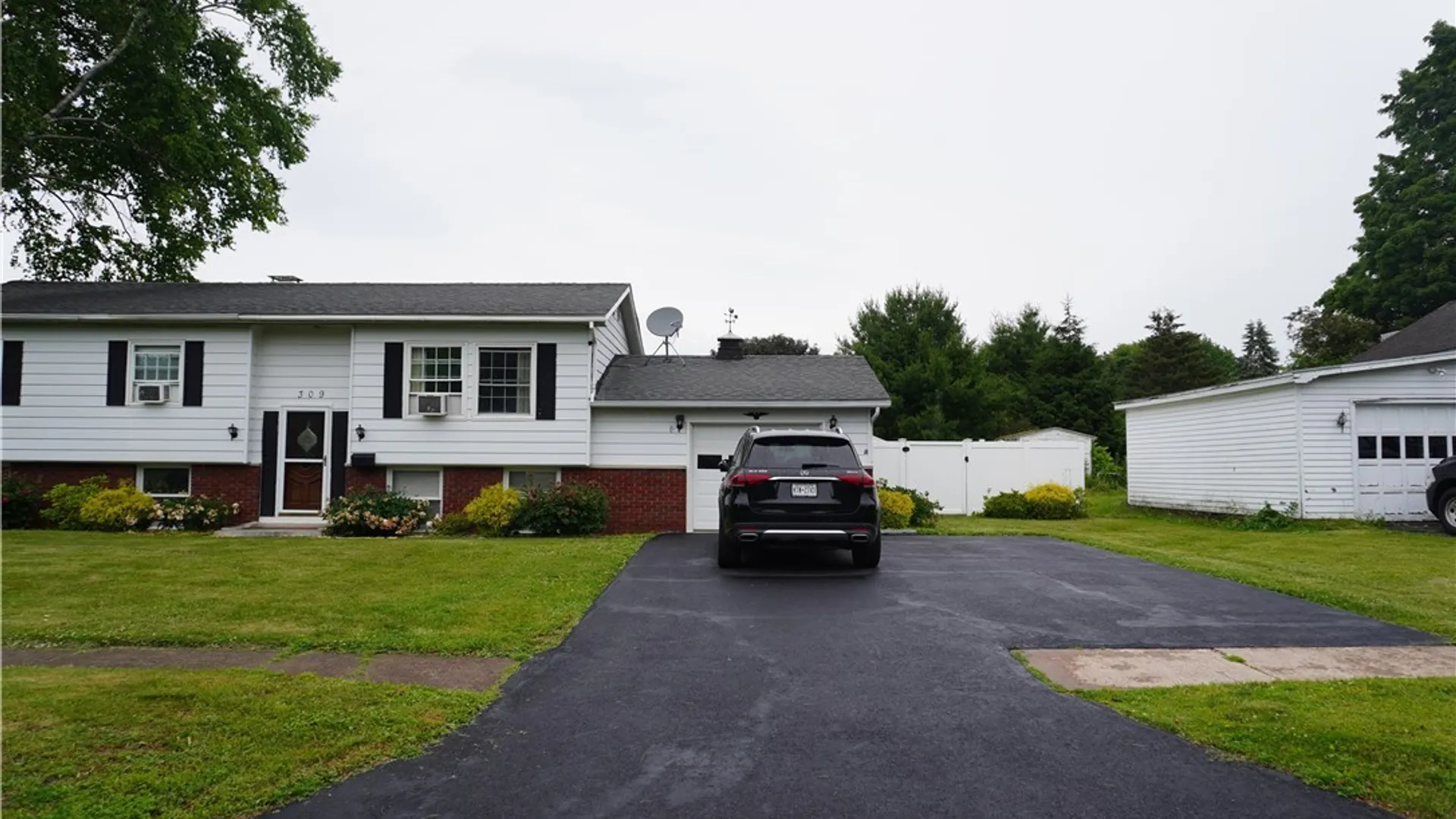 Property at 309 Walnut Street, Oswego, NY 13126 20