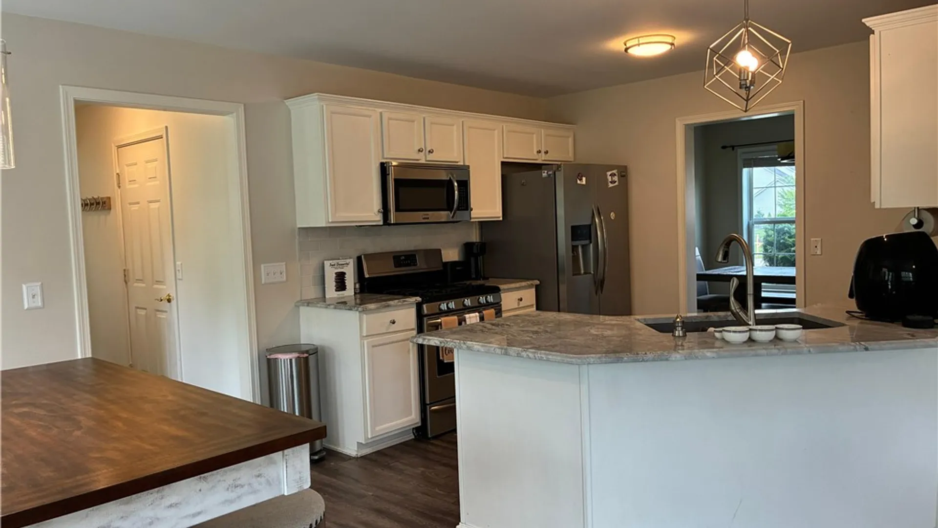 Property at 18 Dona Lea, Perinton, NY 14450 11