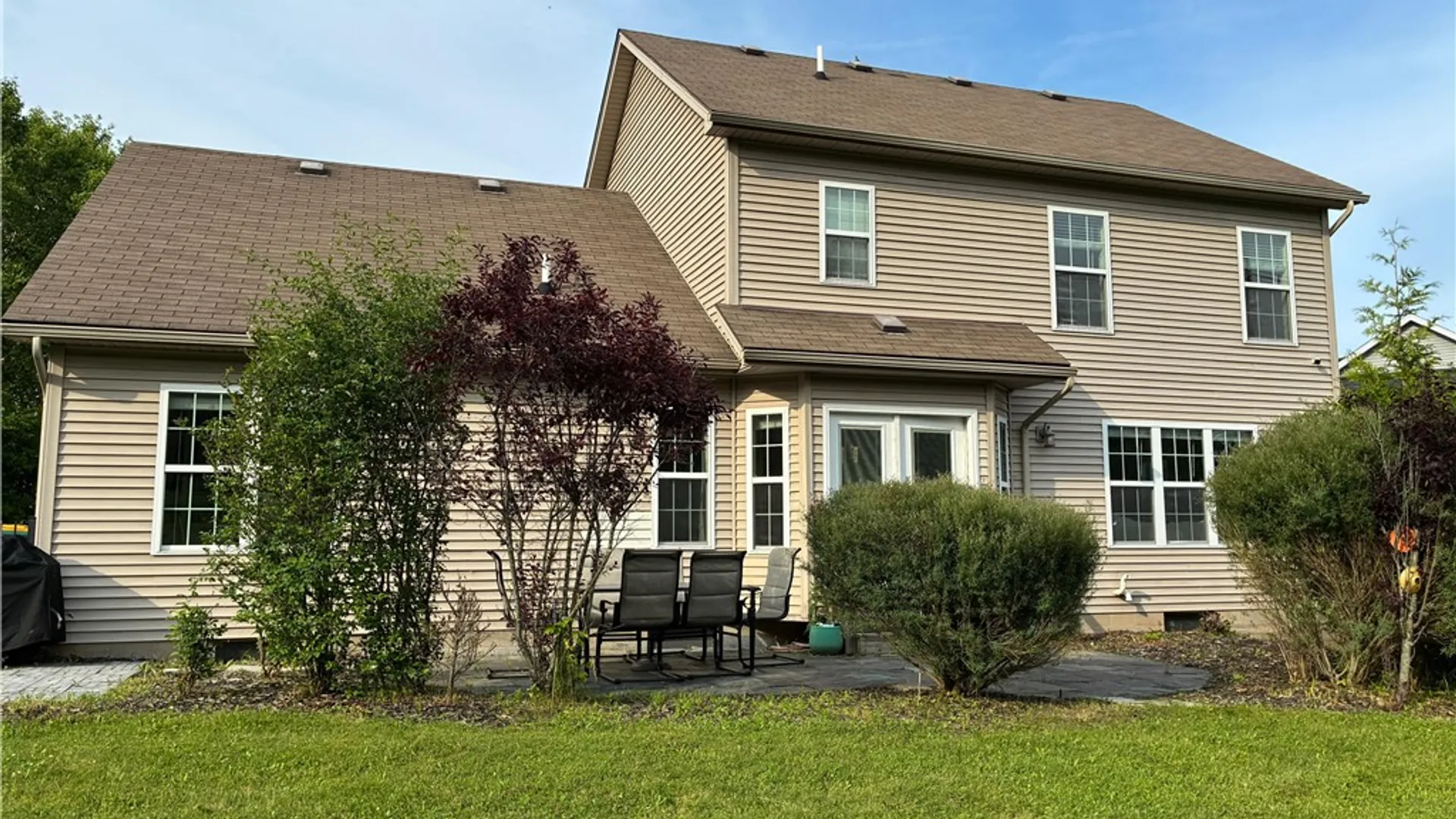 Property at 18 Dona Lea, Perinton, NY 14450 2