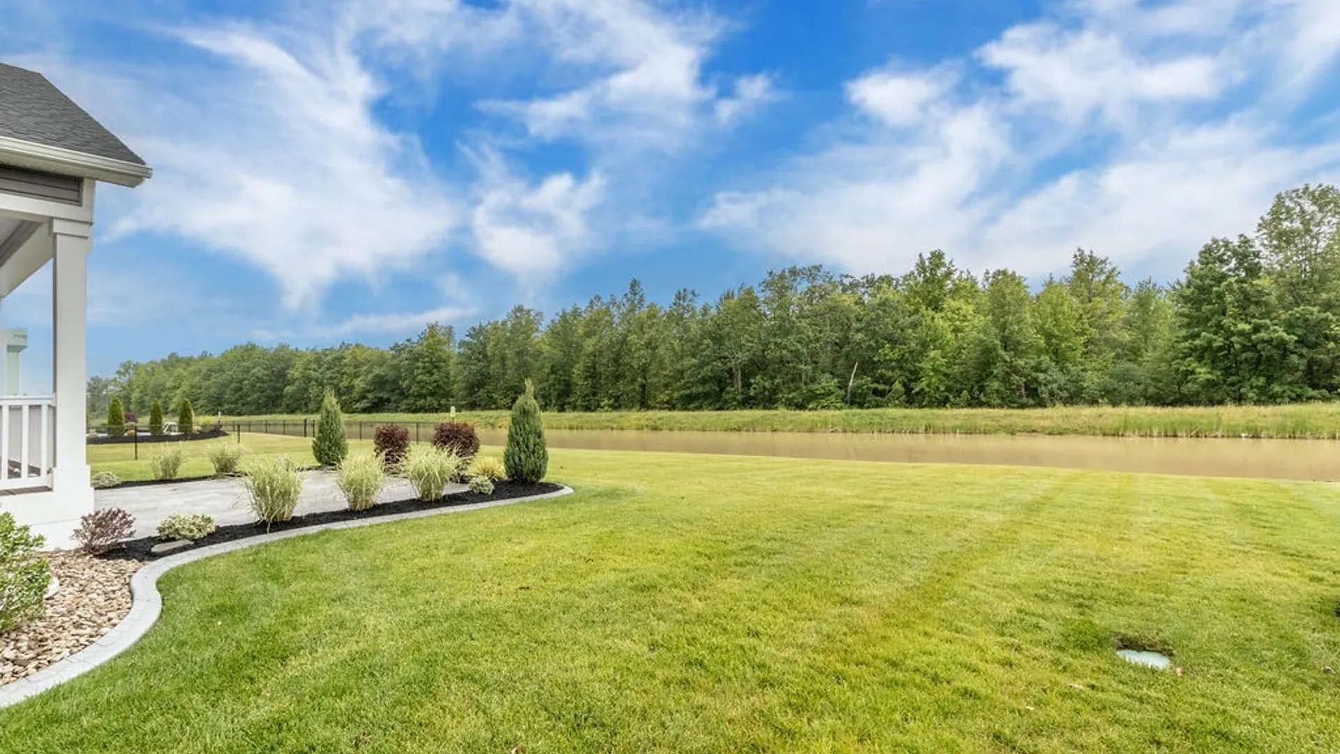 Property at 4945 Brauer Drive, Pendleton, NY 14094 9