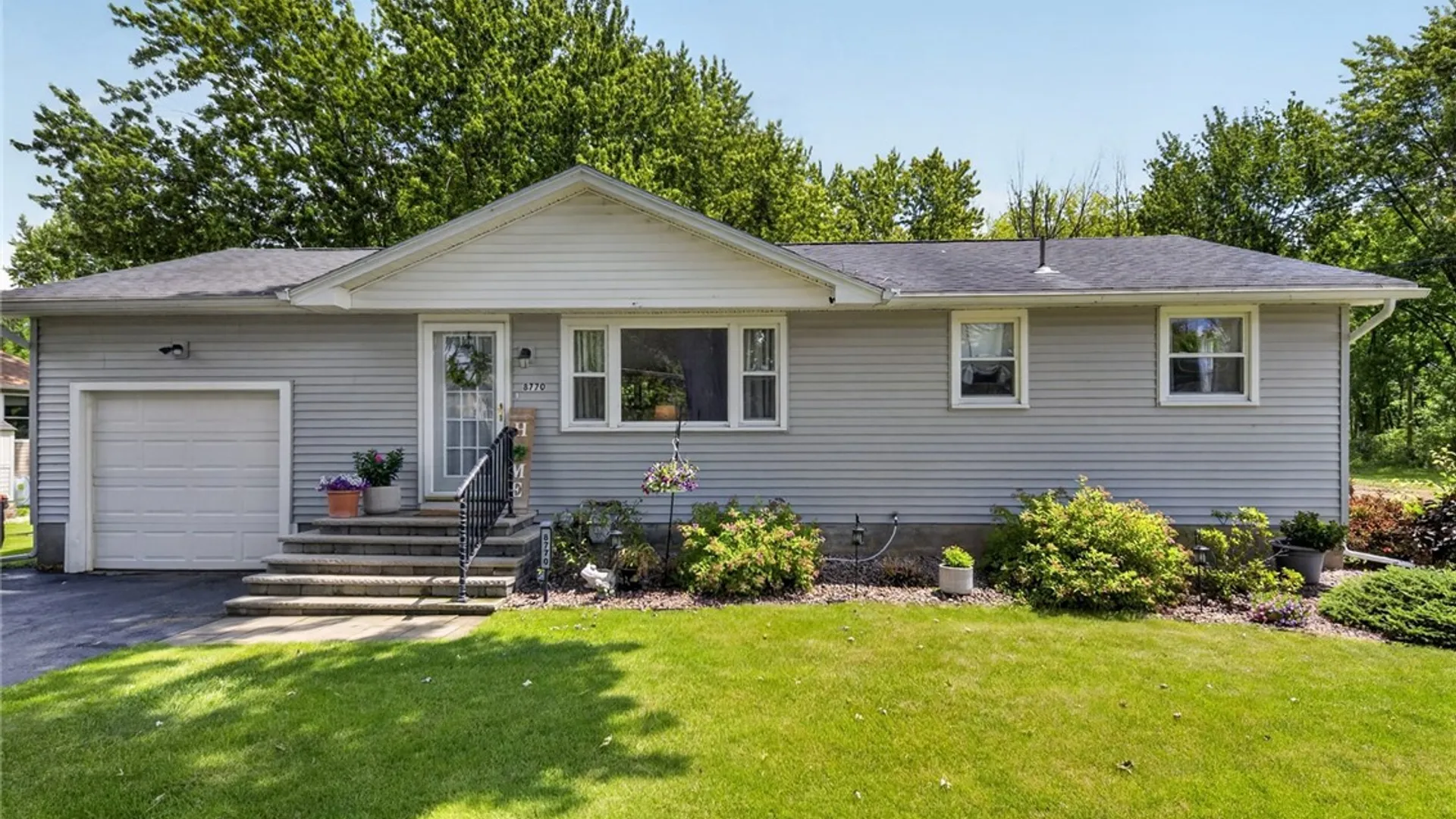Property at 8770 Weaver Road, Cicero, NY 13029 3