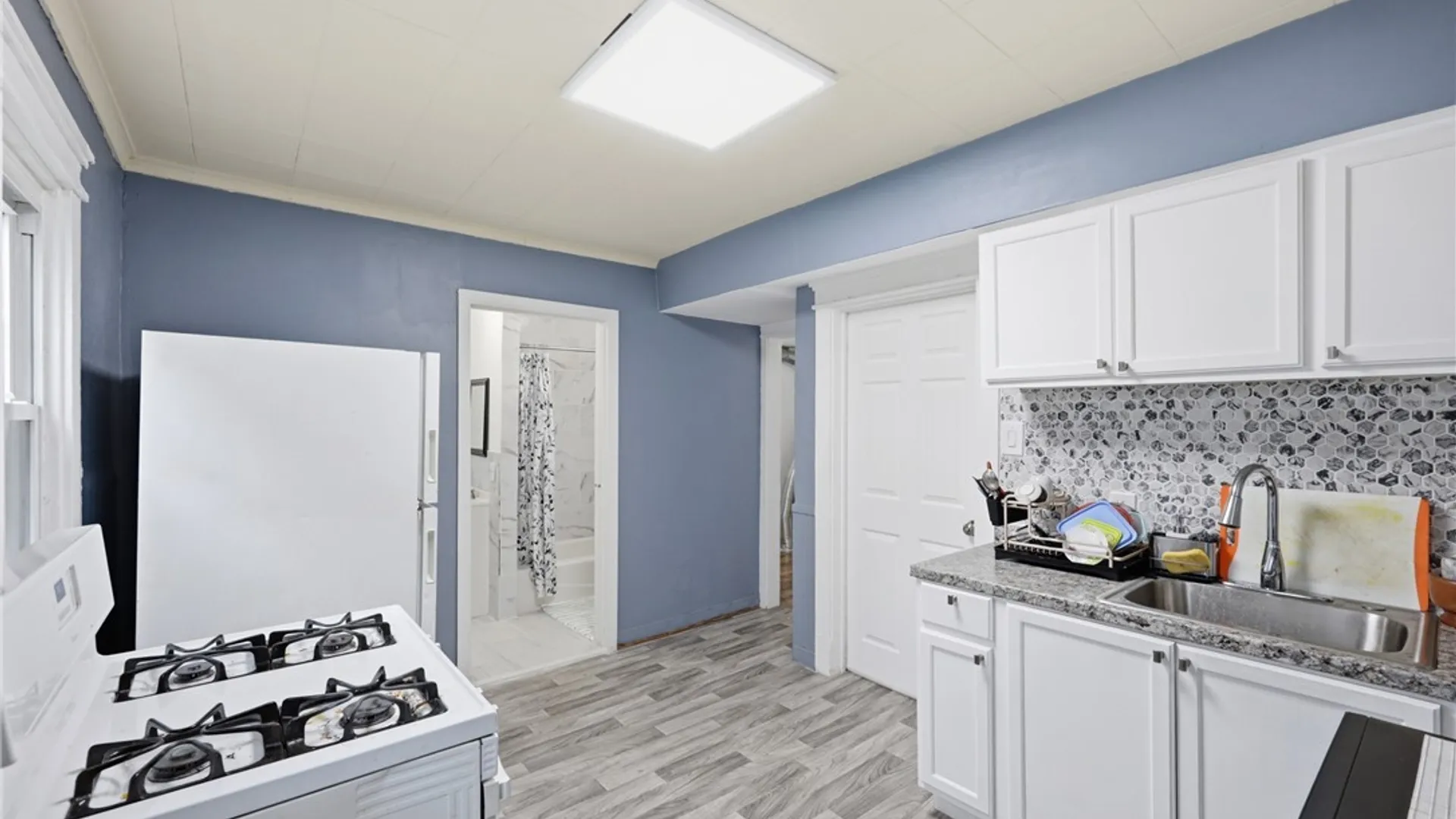 Property at 86 Modern Avenue, Lackawanna, NY 14218 12