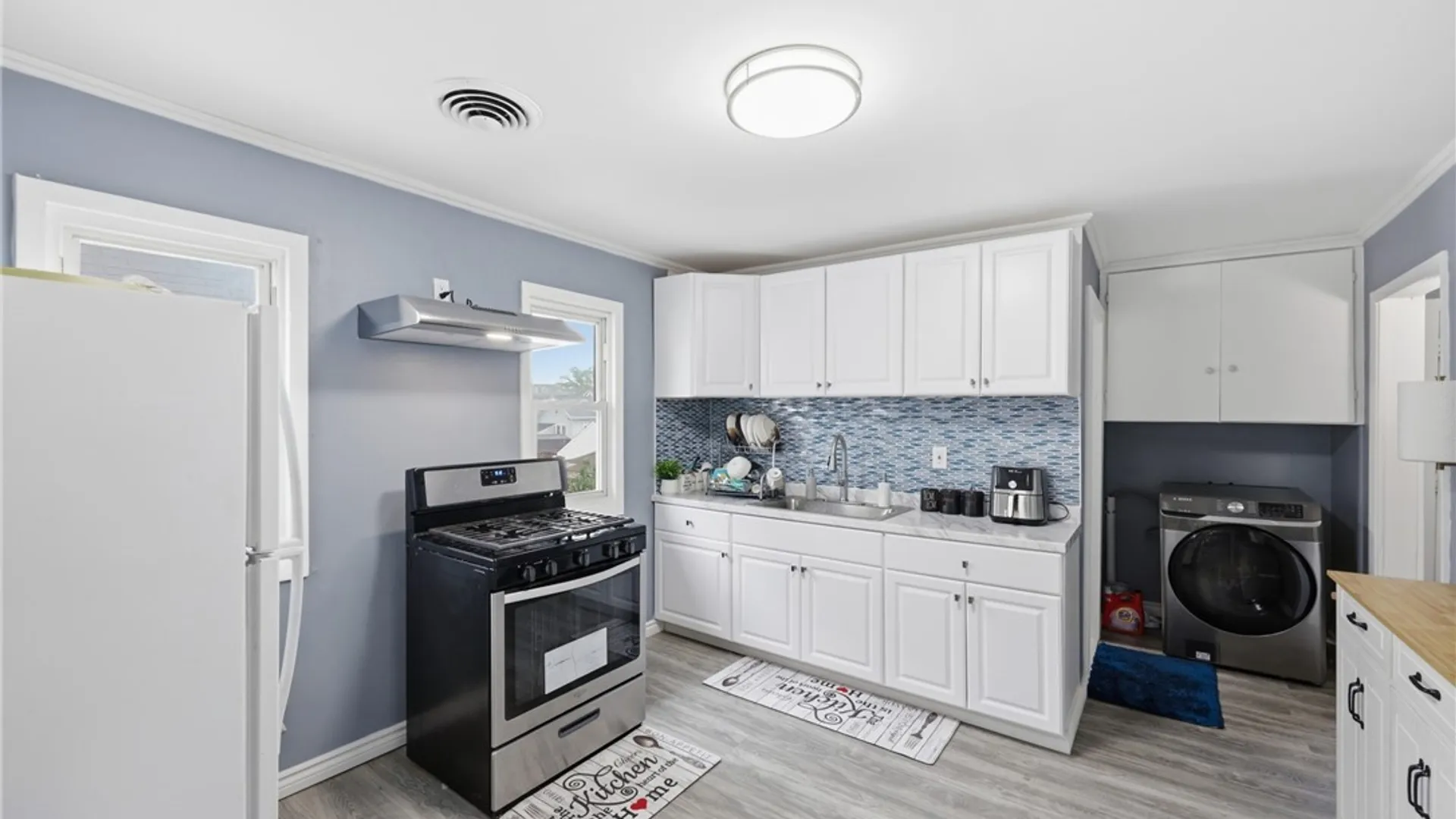 Property at 86 Modern Avenue, Lackawanna, NY 14218 15