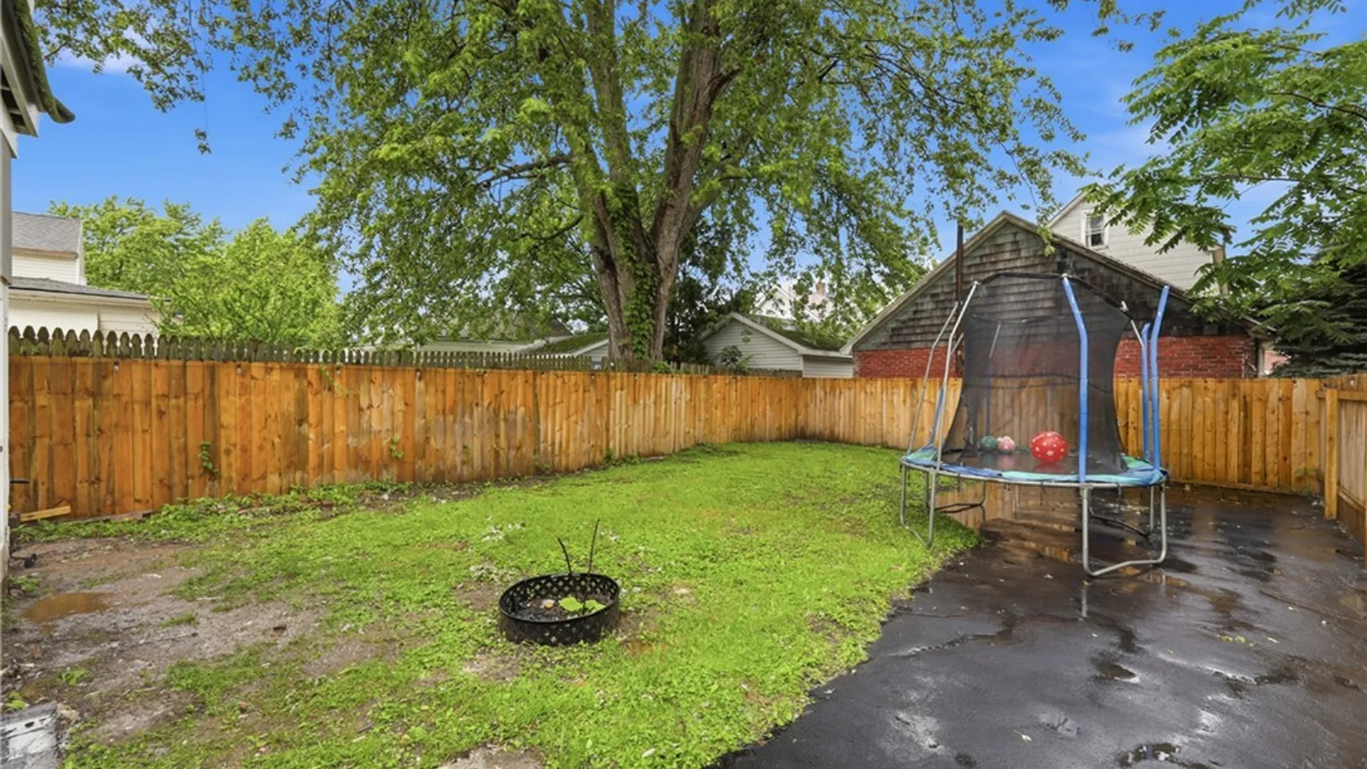 Property at 86 Modern Avenue, Lackawanna, NY 14218 25