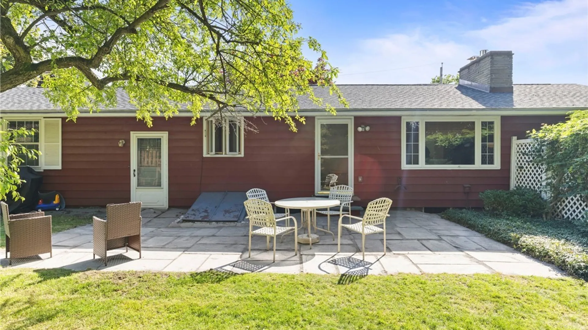 Property at 15 Drumlins, DeWitt, NY 13224 32