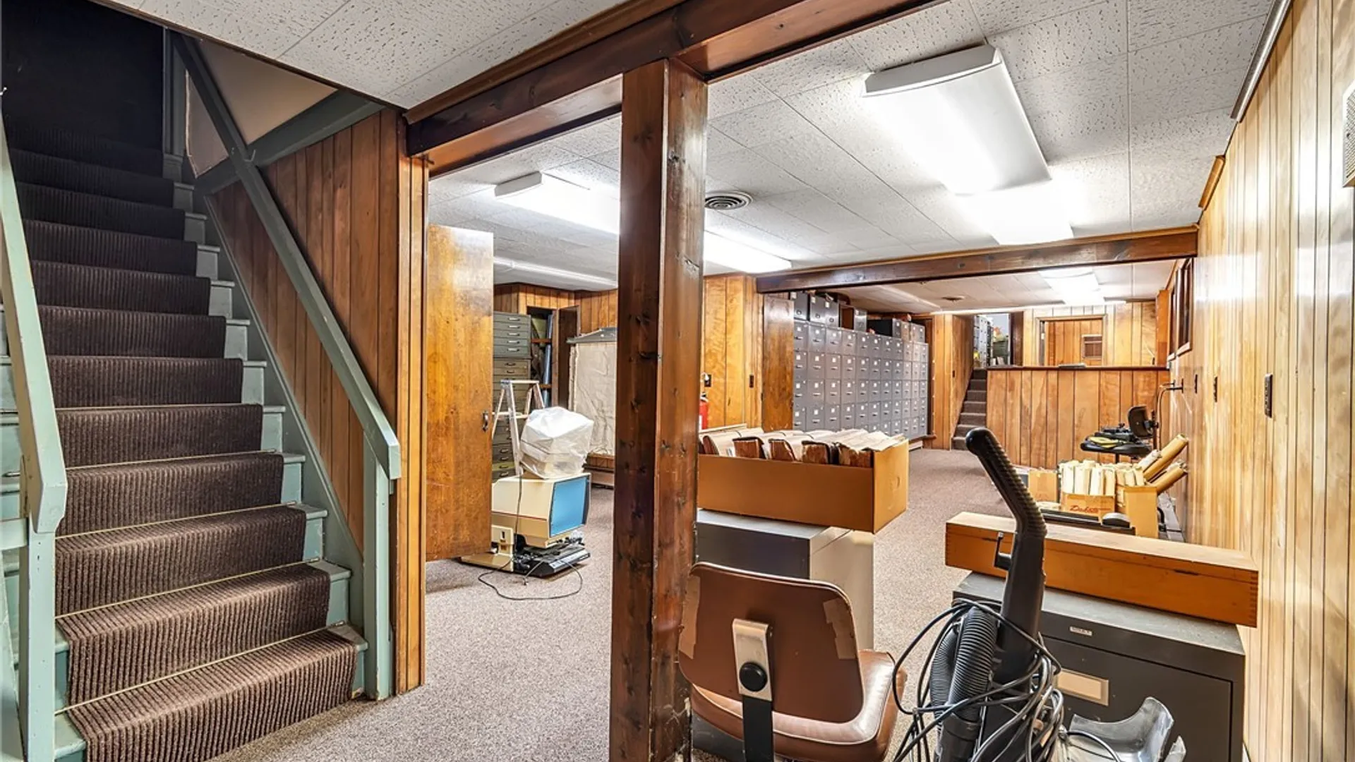 Property at 427-429 Pine Street, Lockport City, NY 14094 32
