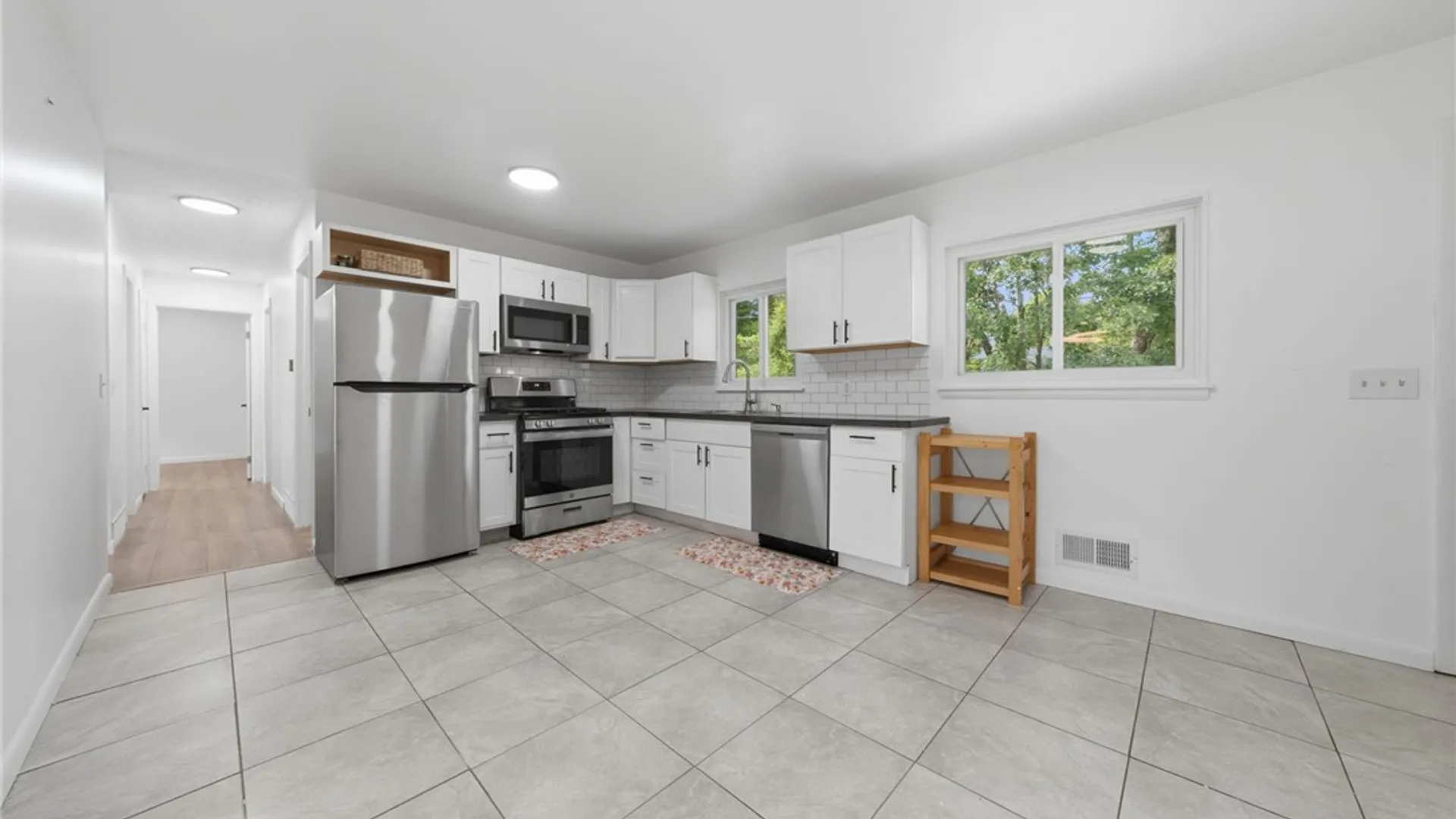 Property at 152 Princess Drive, Henrietta, NY 14623 10
