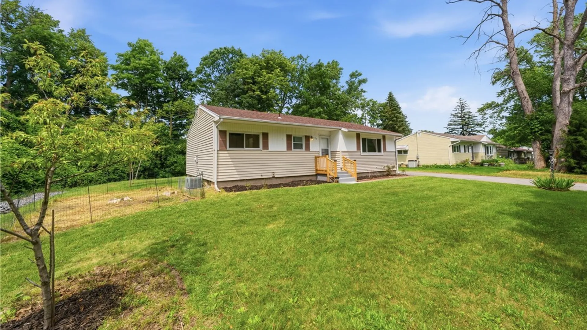 Property at 152 Princess Drive, Henrietta, NY 14623 3
