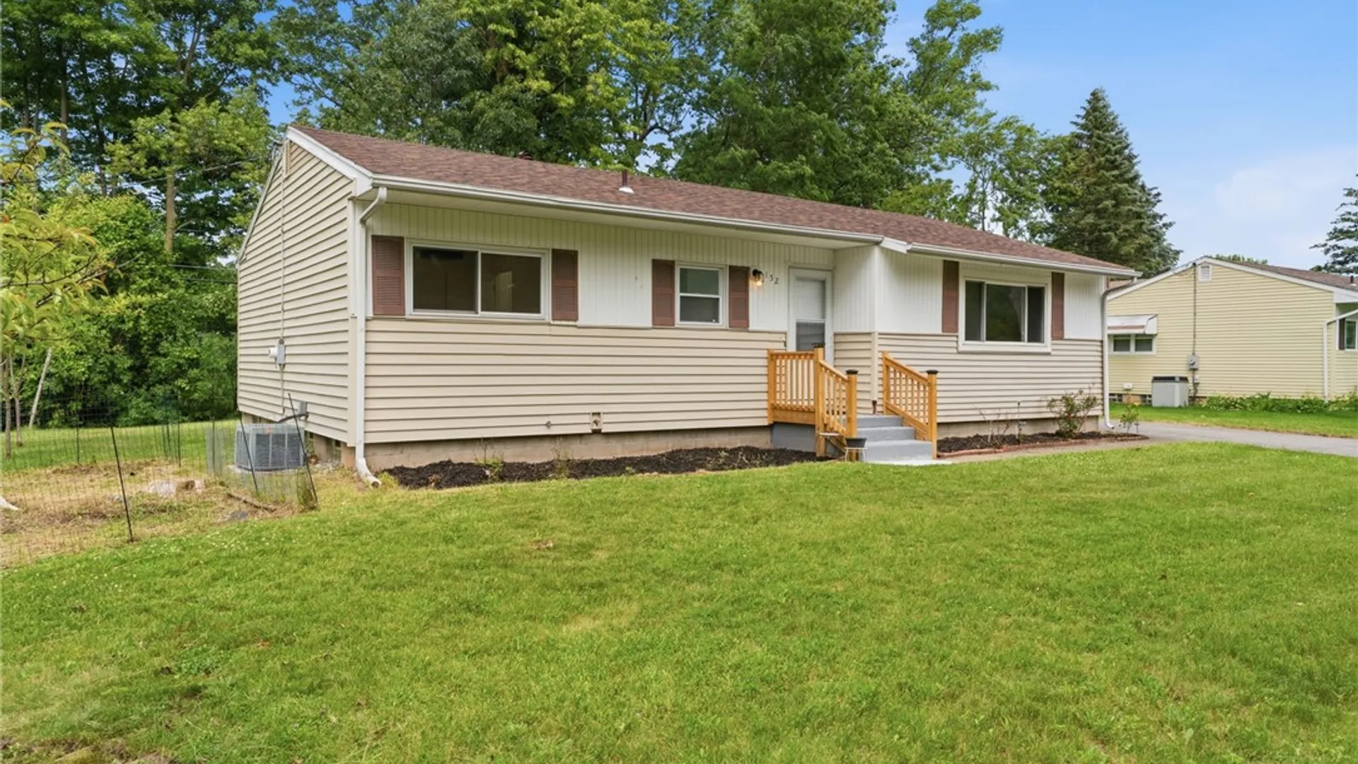 Property at 152 Princess Drive, Henrietta, NY 14623 4
