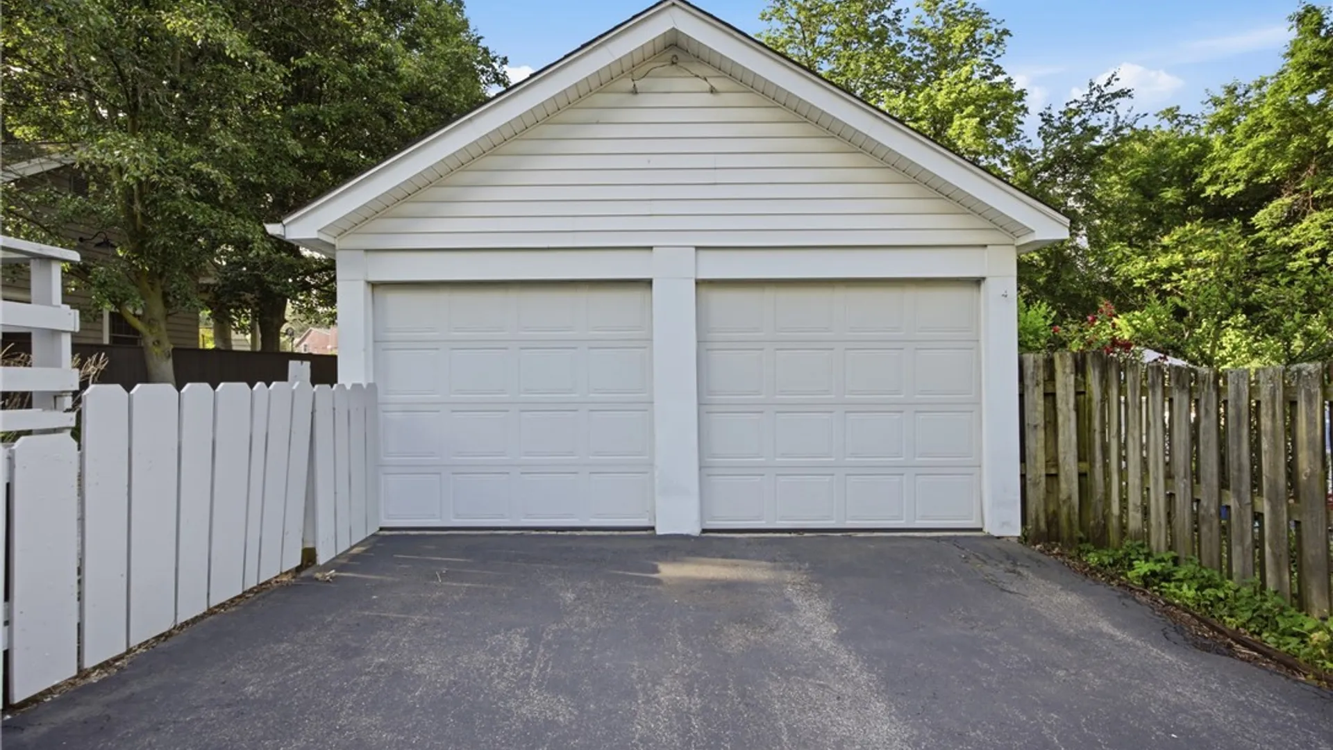 Property at 259 California Drive, Amherst, NY 14221 25