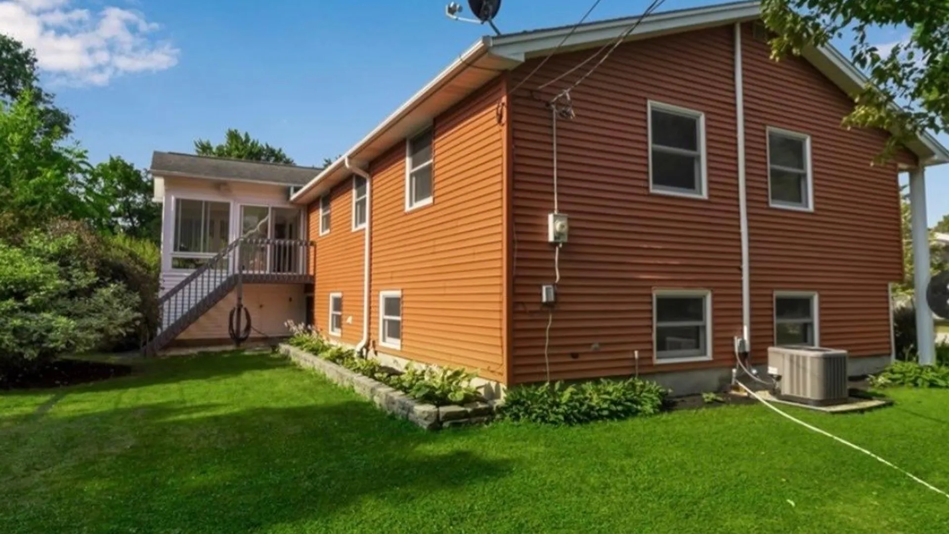 Property at 84 October Lane, Amherst, NY 14228 2