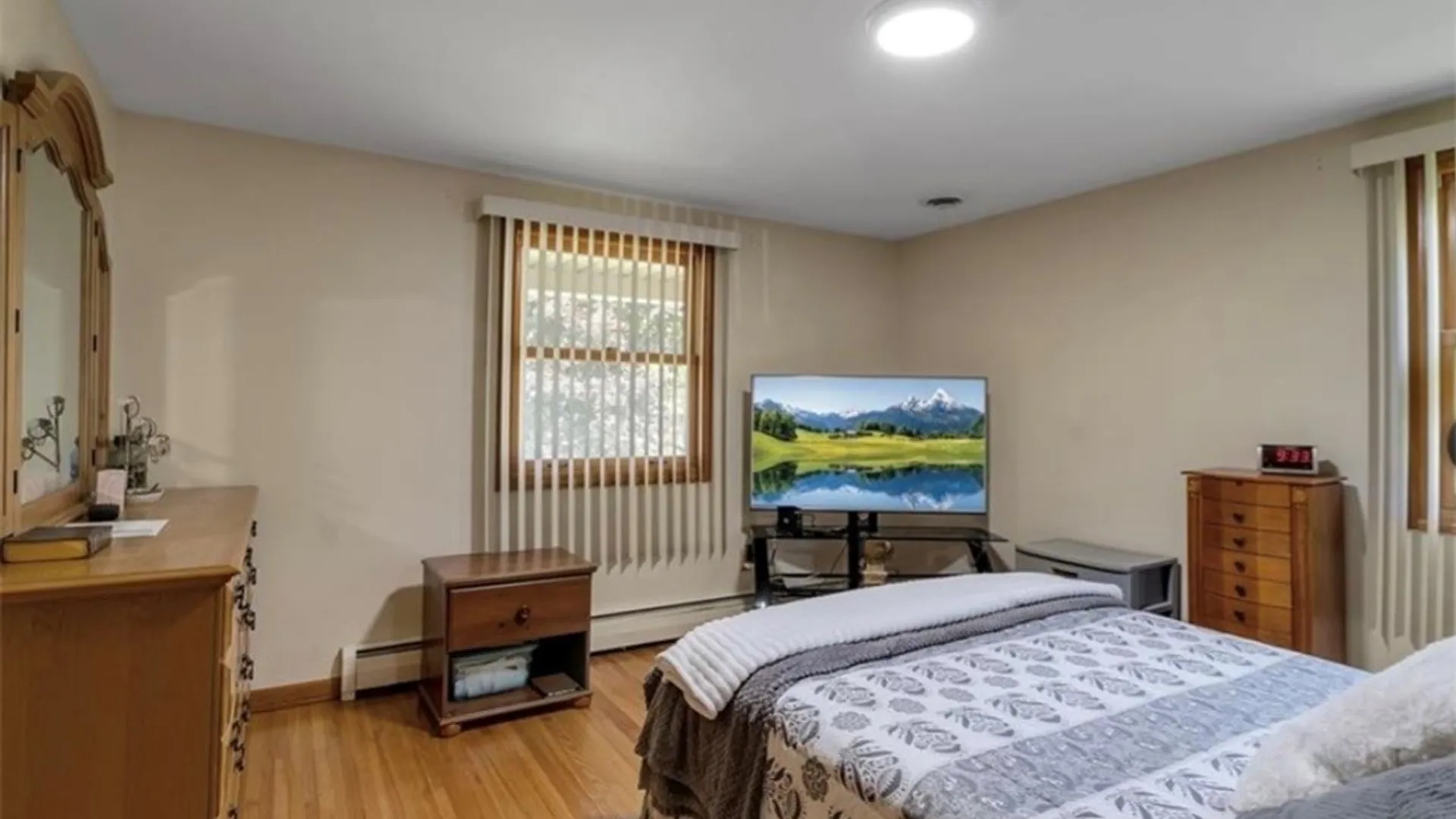 Property at 84 October Lane, Amherst, NY 14228 26