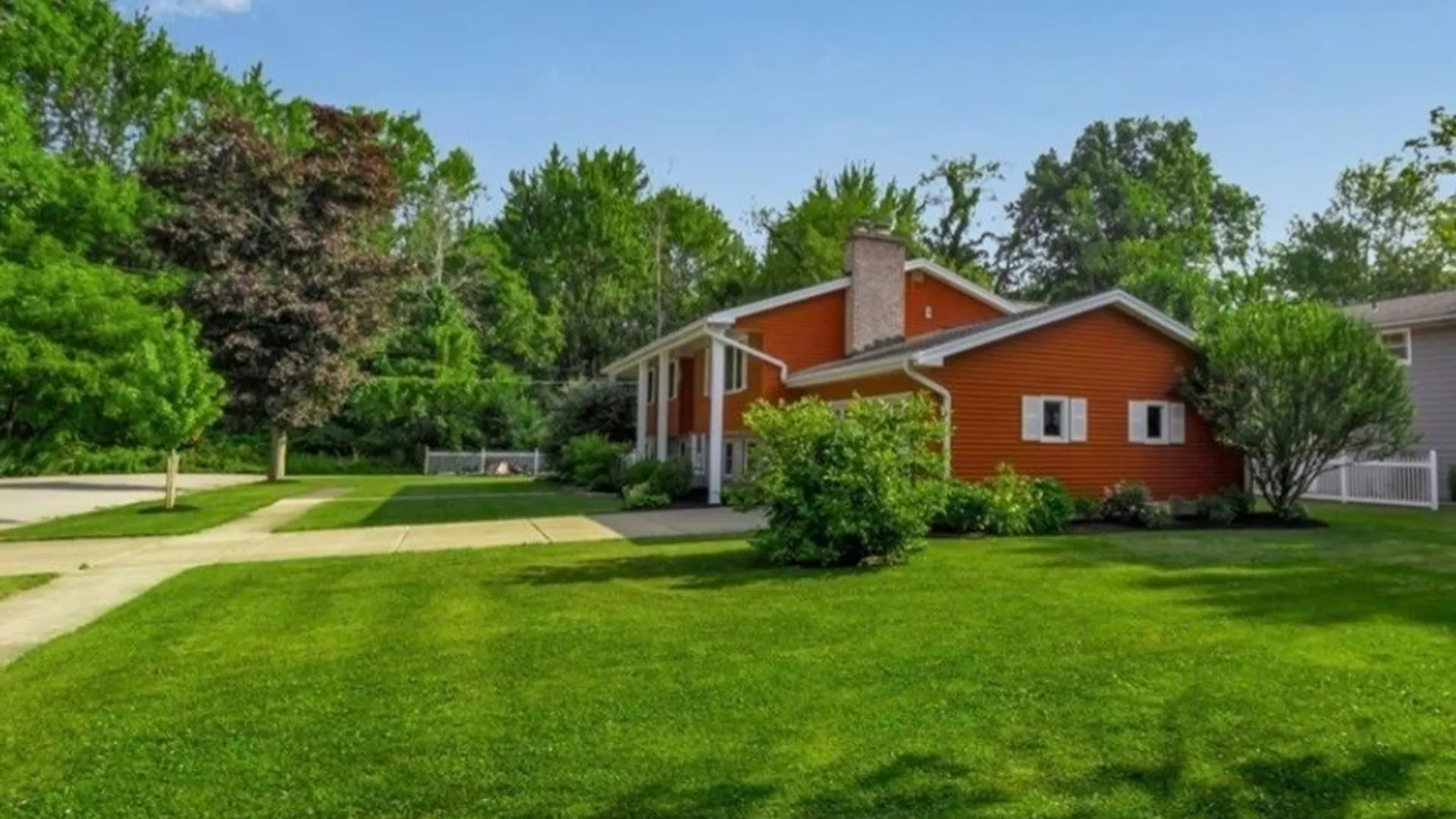 Property at 84 October Lane, Amherst, NY 14228 3