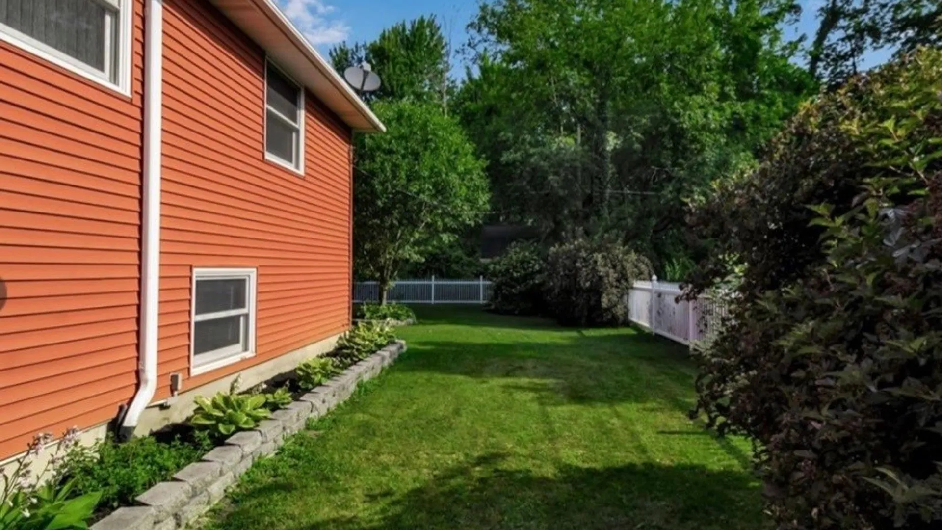 Property at 84 October Lane, Amherst, NY 14228 4