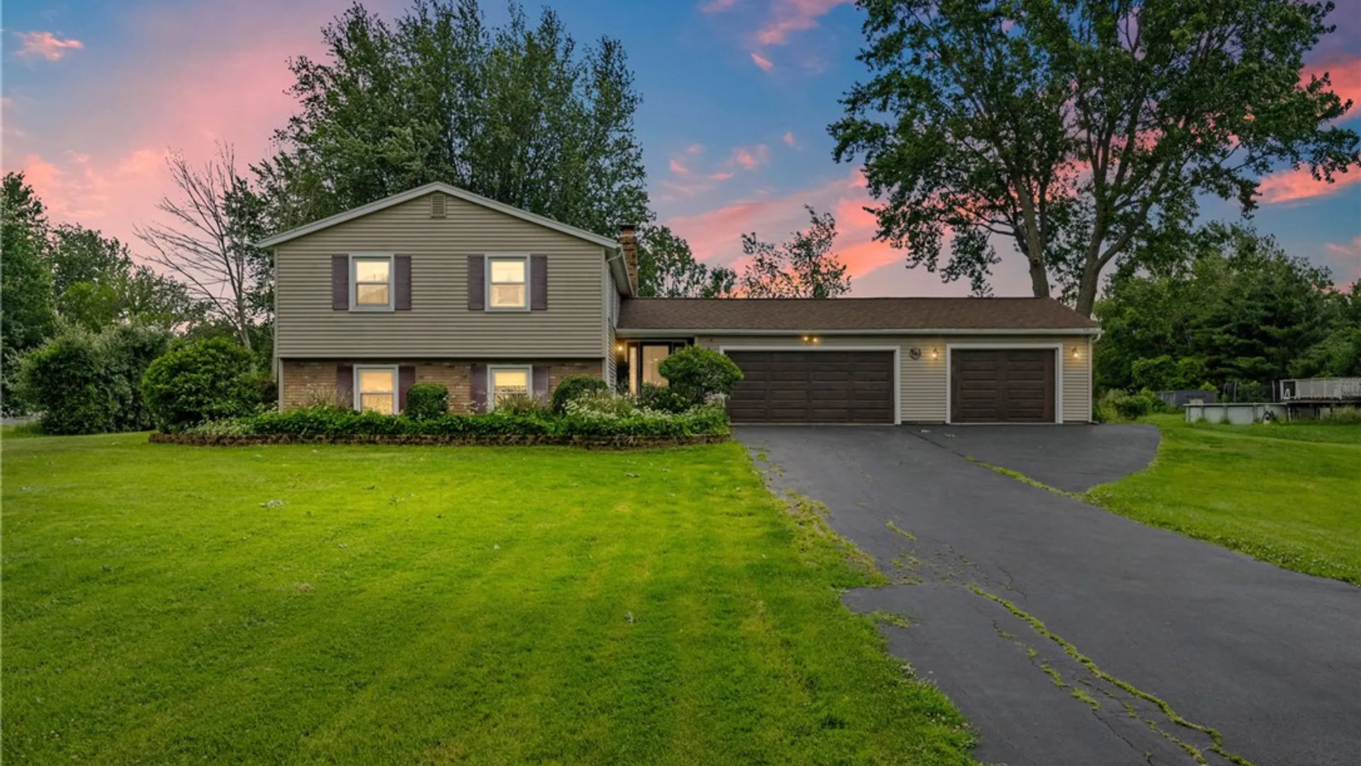 Property at 1140 Willits Road, Ontario, NY 14519 2