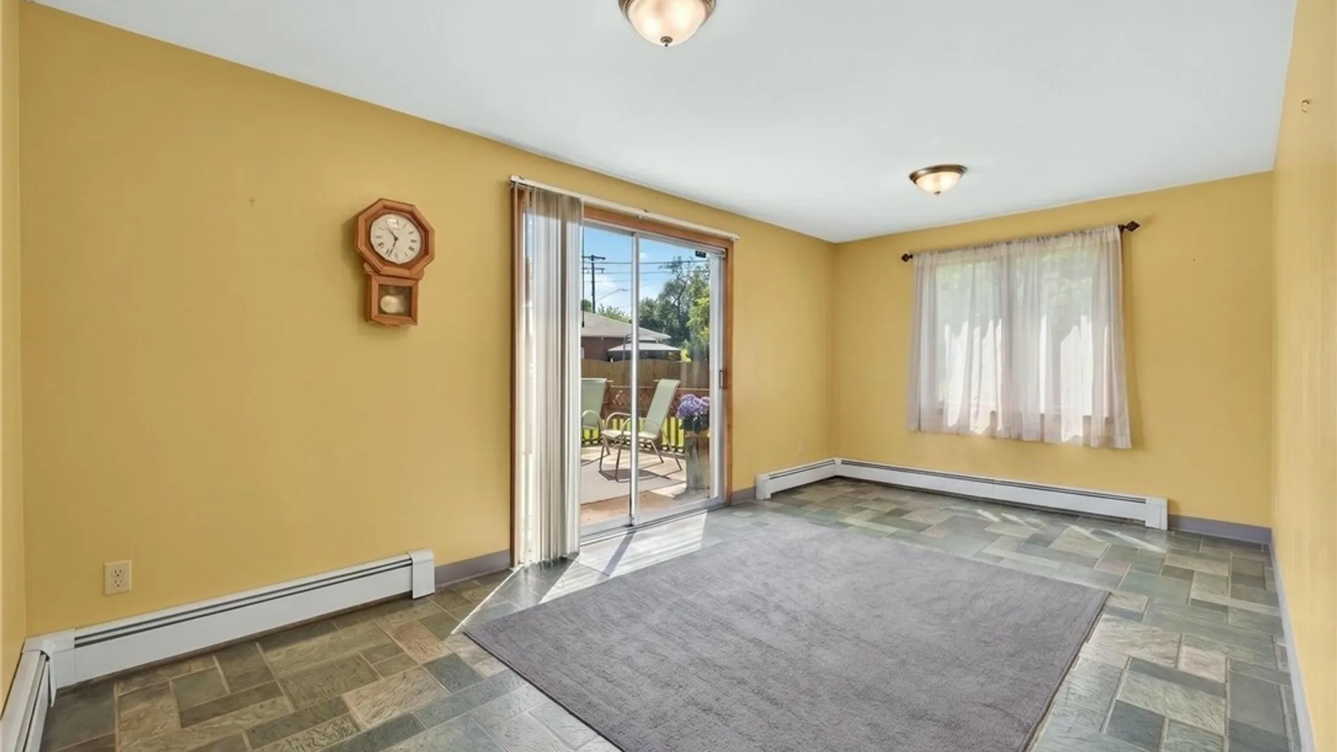 Property at 8 Southgate Drive, West Seneca, NY 14224 16