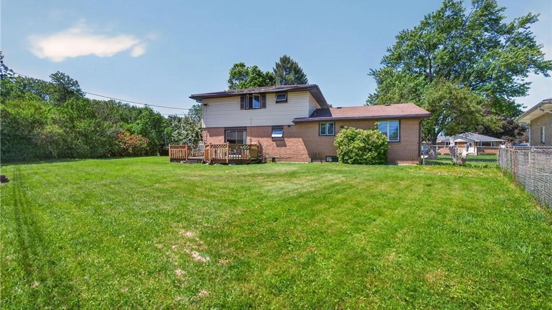 Property at 8 Southgate Drive, West Seneca, NY 14224 34
