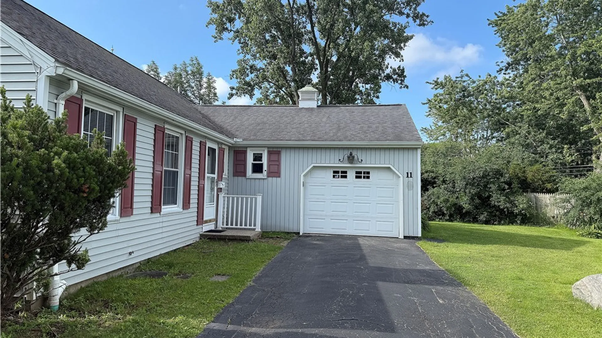 Property at 11 Copley, Amherst, NY 14221 2