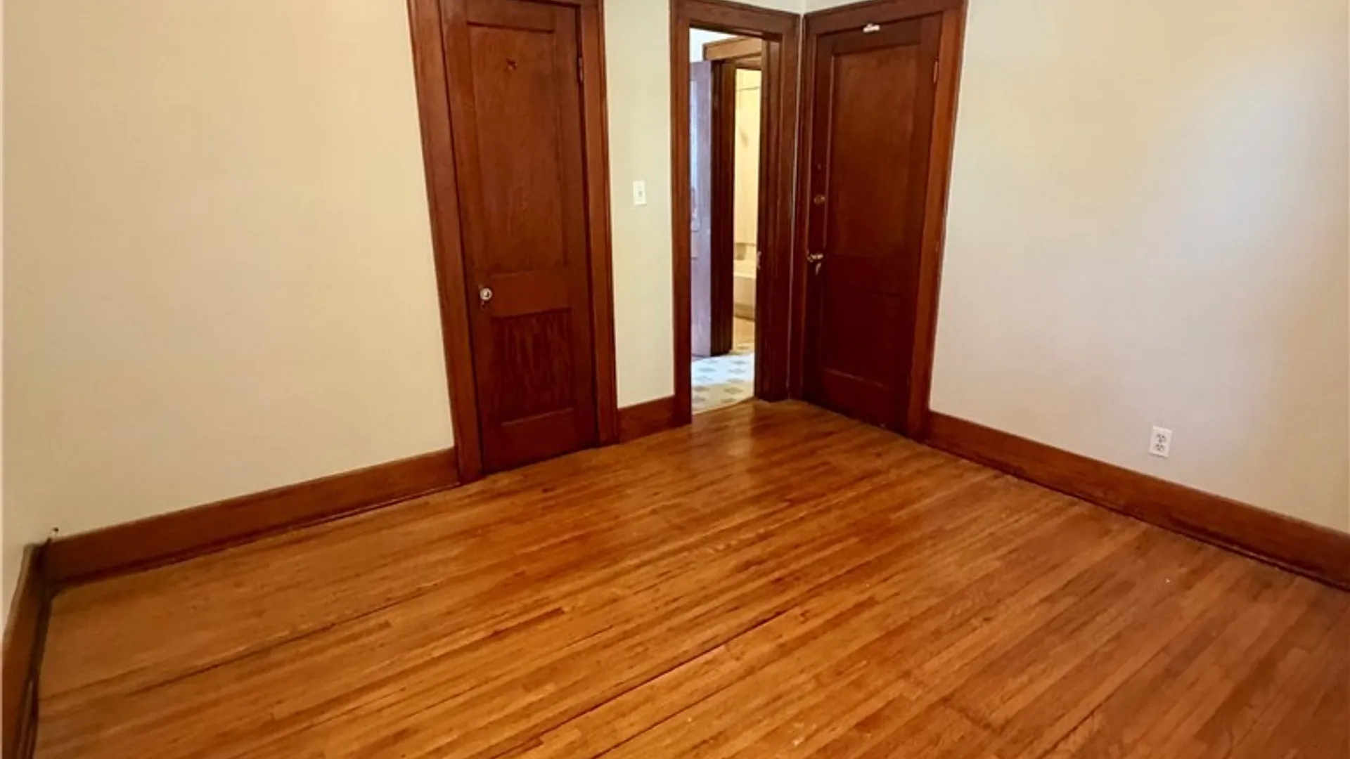 Property at 455 24th Street, Niagara Falls, NY 14303 14