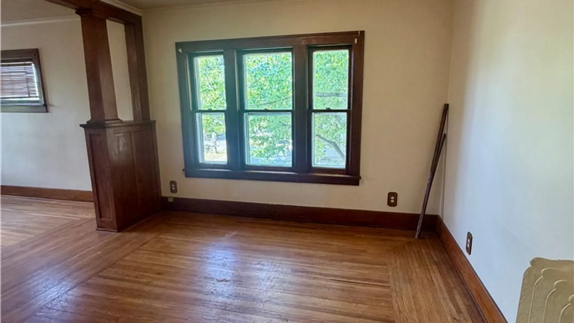 Property at 455 24th Street, Niagara Falls, NY 14303 3