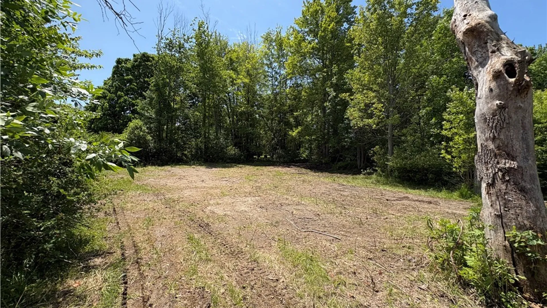 Property at 475 Kennedy Avenue, Evans, NY 14006 4