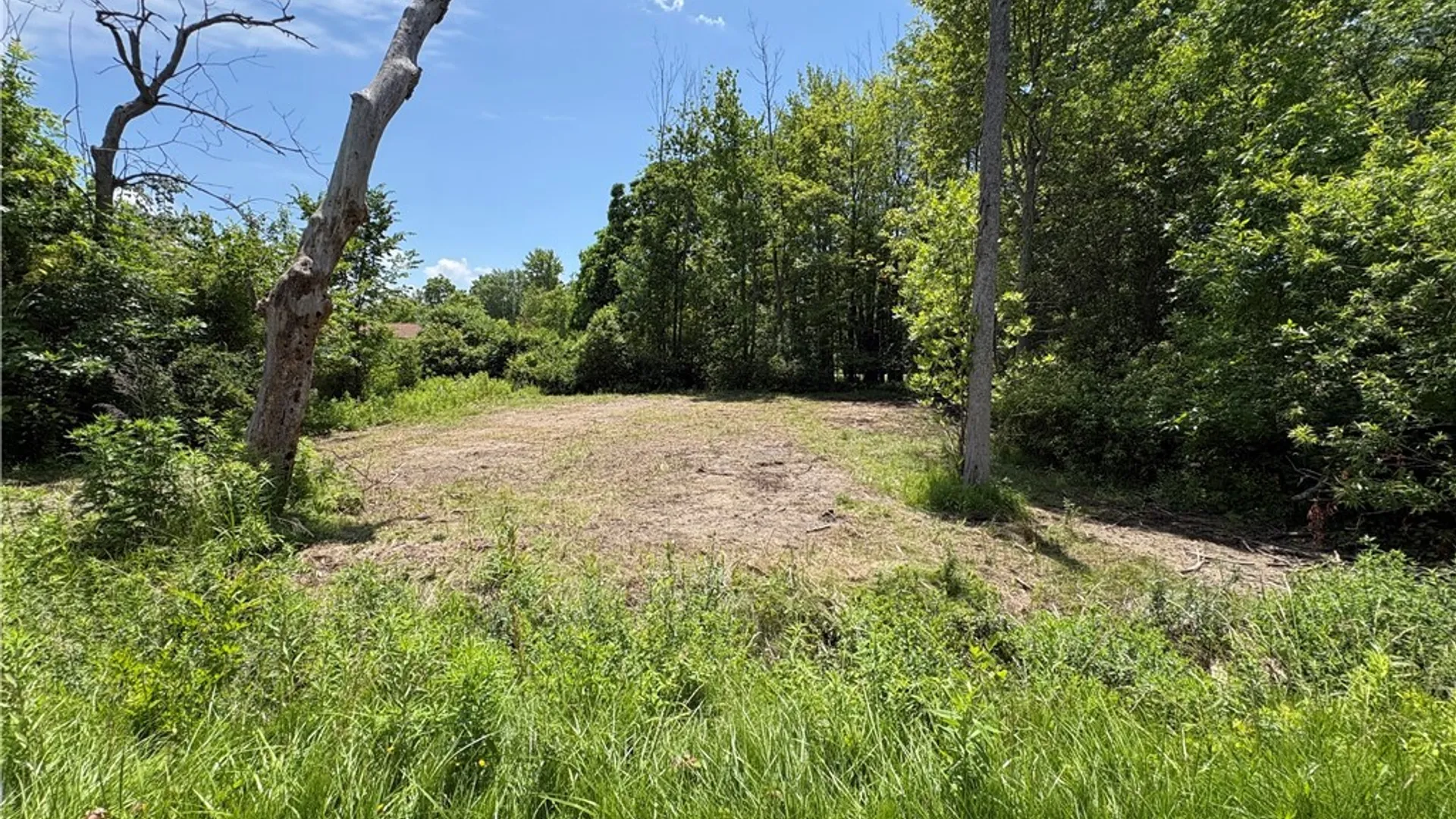 Property at 475 Kennedy Avenue, Evans, NY 14006 5