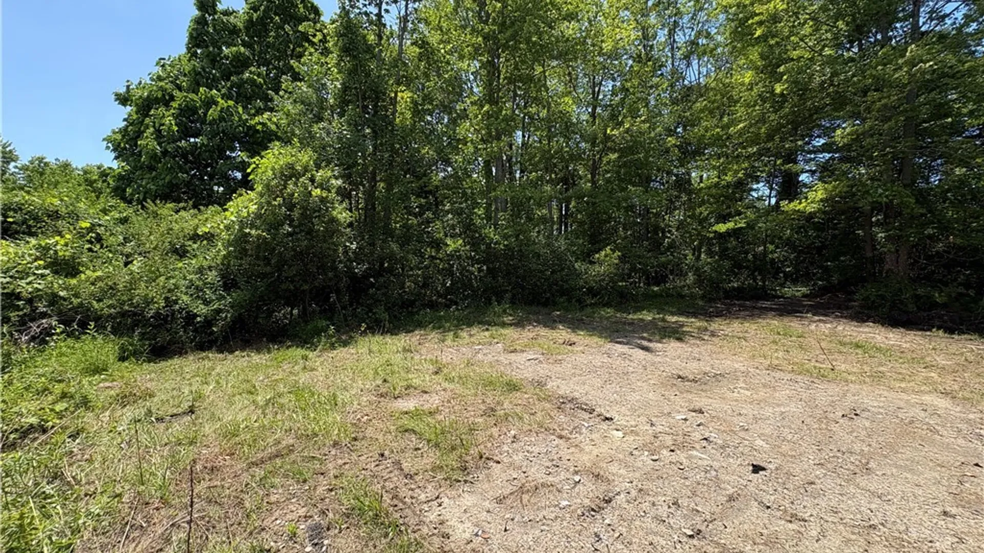 Property at 475 Kennedy Avenue, Evans, NY 14006 8