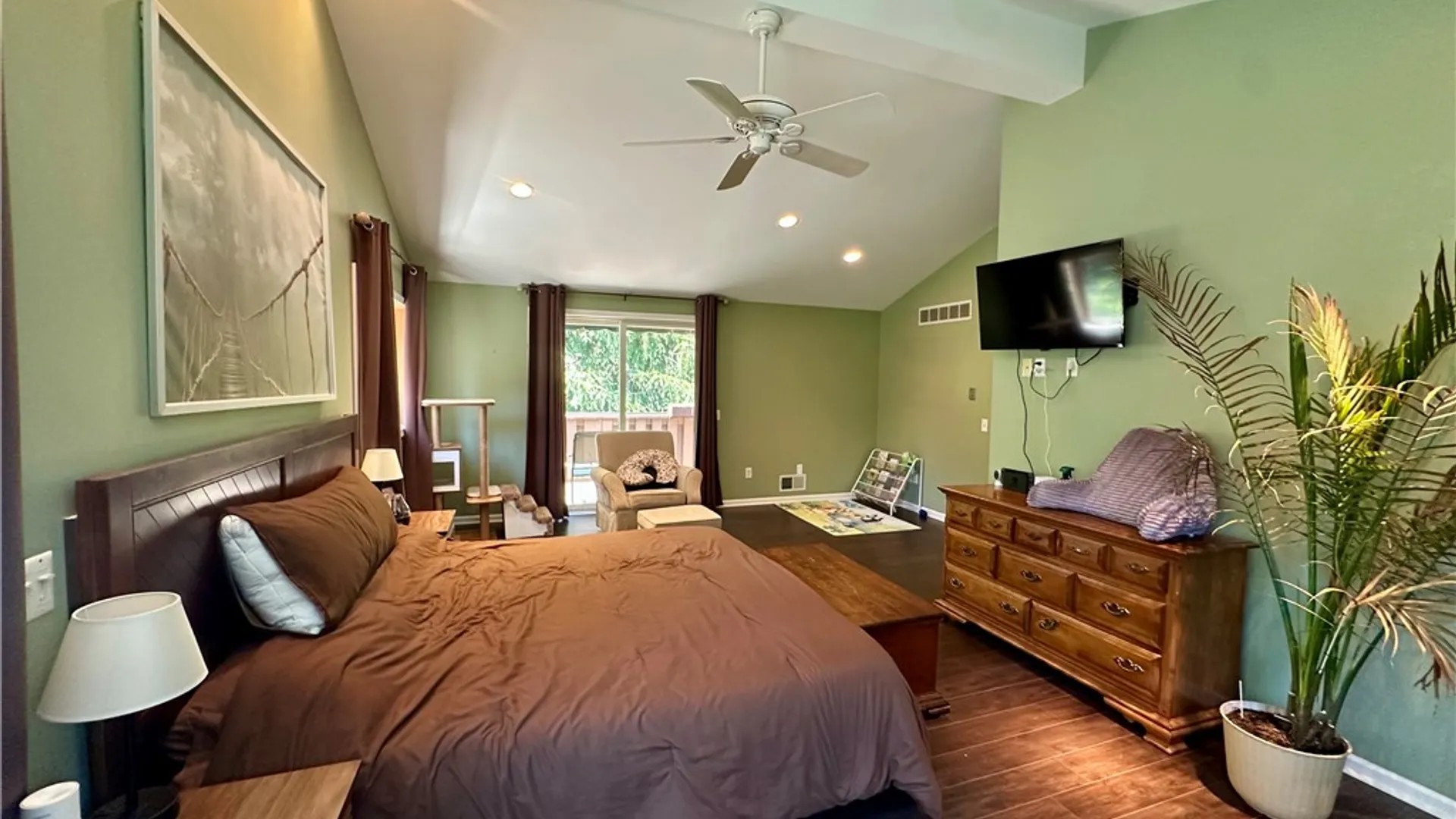 Property at 902 Copperkettle Road, Webster, NY 14580 17